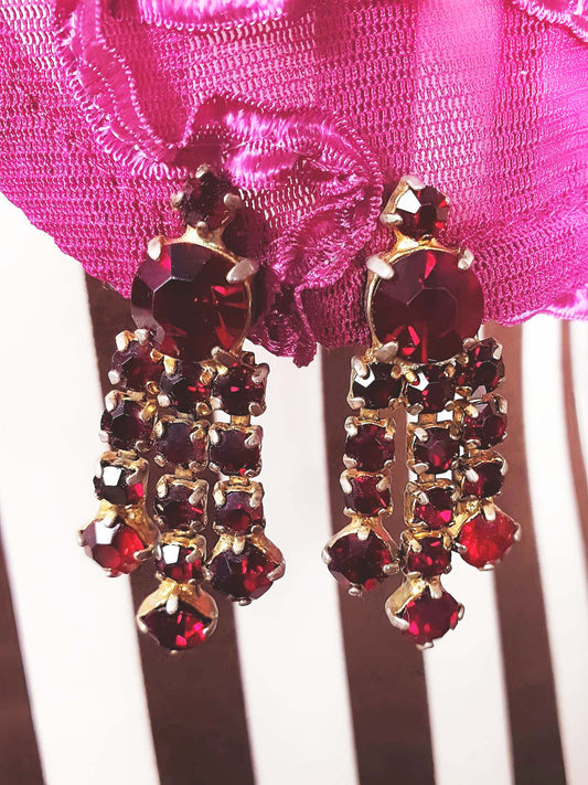 Vintage 1930s Art Deco Earrings Prong Set Red Rhinestone Clip-Ons