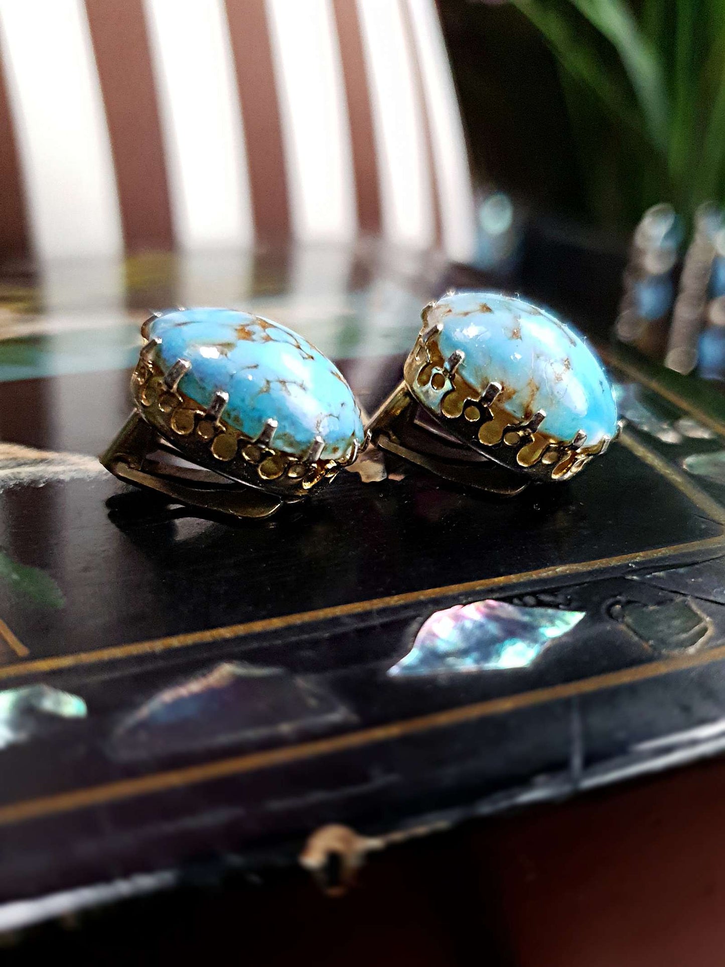 1950s Vintage Blue Ceramic Marbled Earrings Mid-Century Clip-On