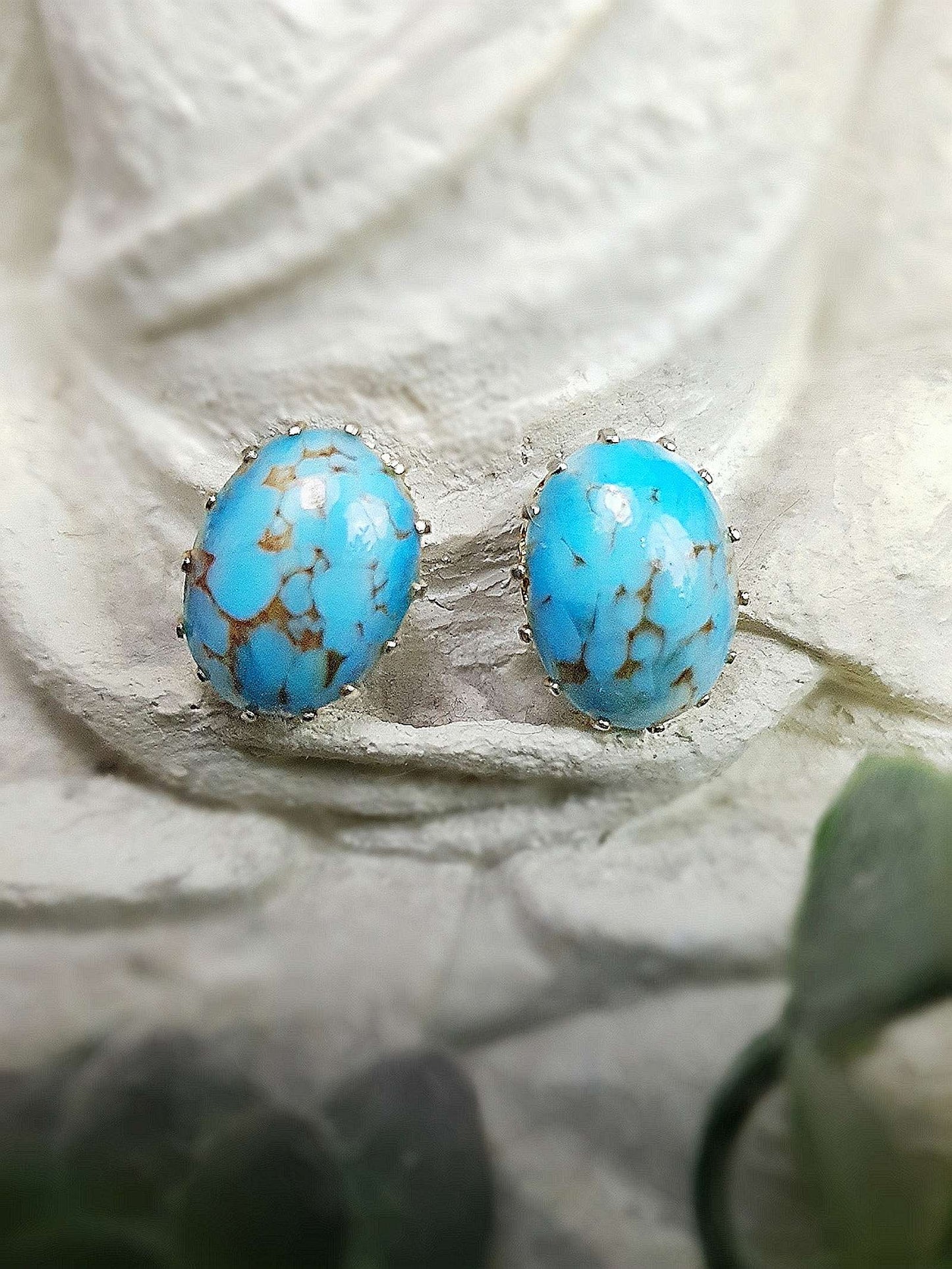1950s Vintage Blue Ceramic Marbled Earrings Mid-Century Clip-On