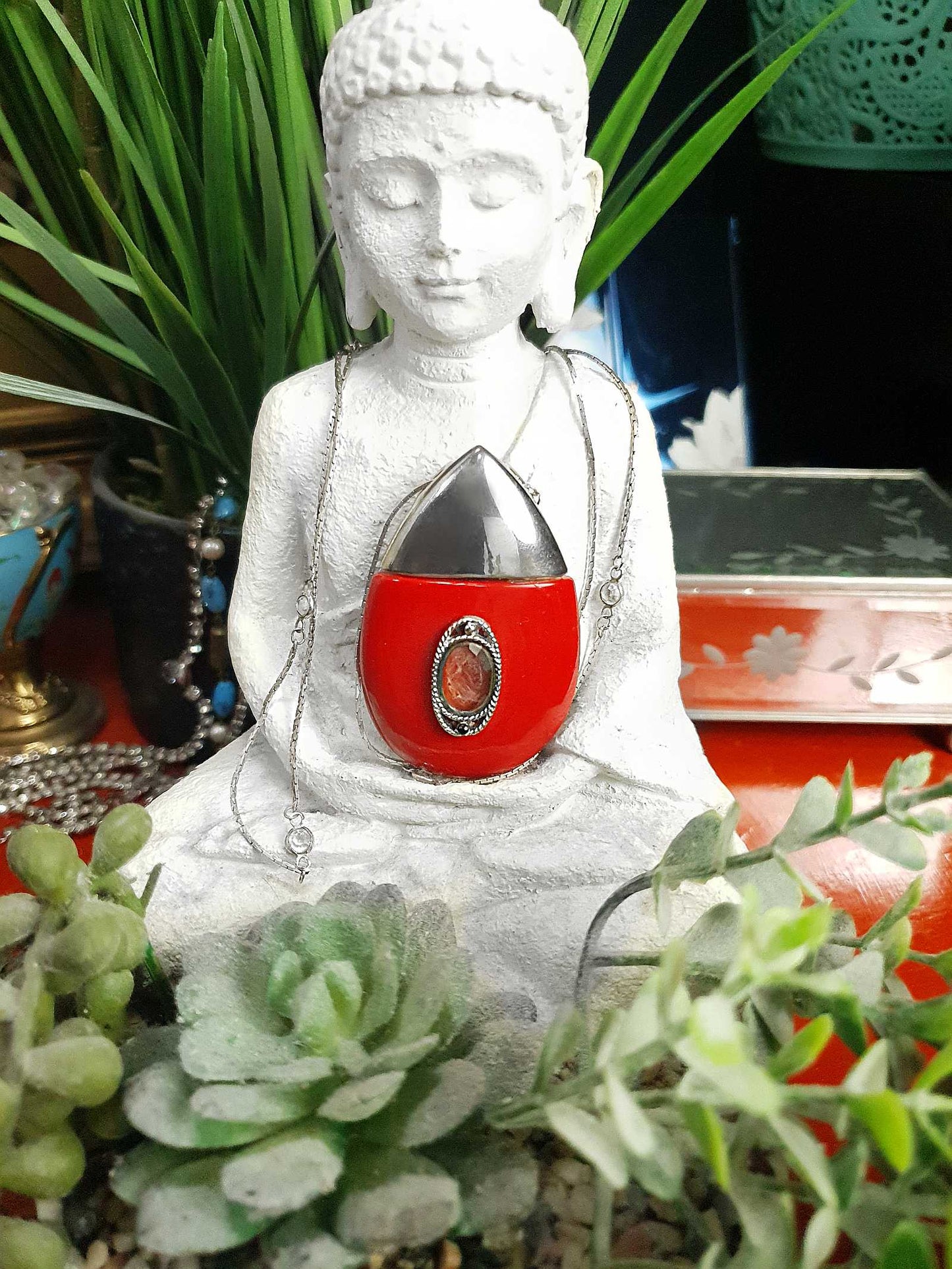 1950s Vintage Red Teardrop Pendant Necklace Lucite Mid-Century Rhinestone MCM
