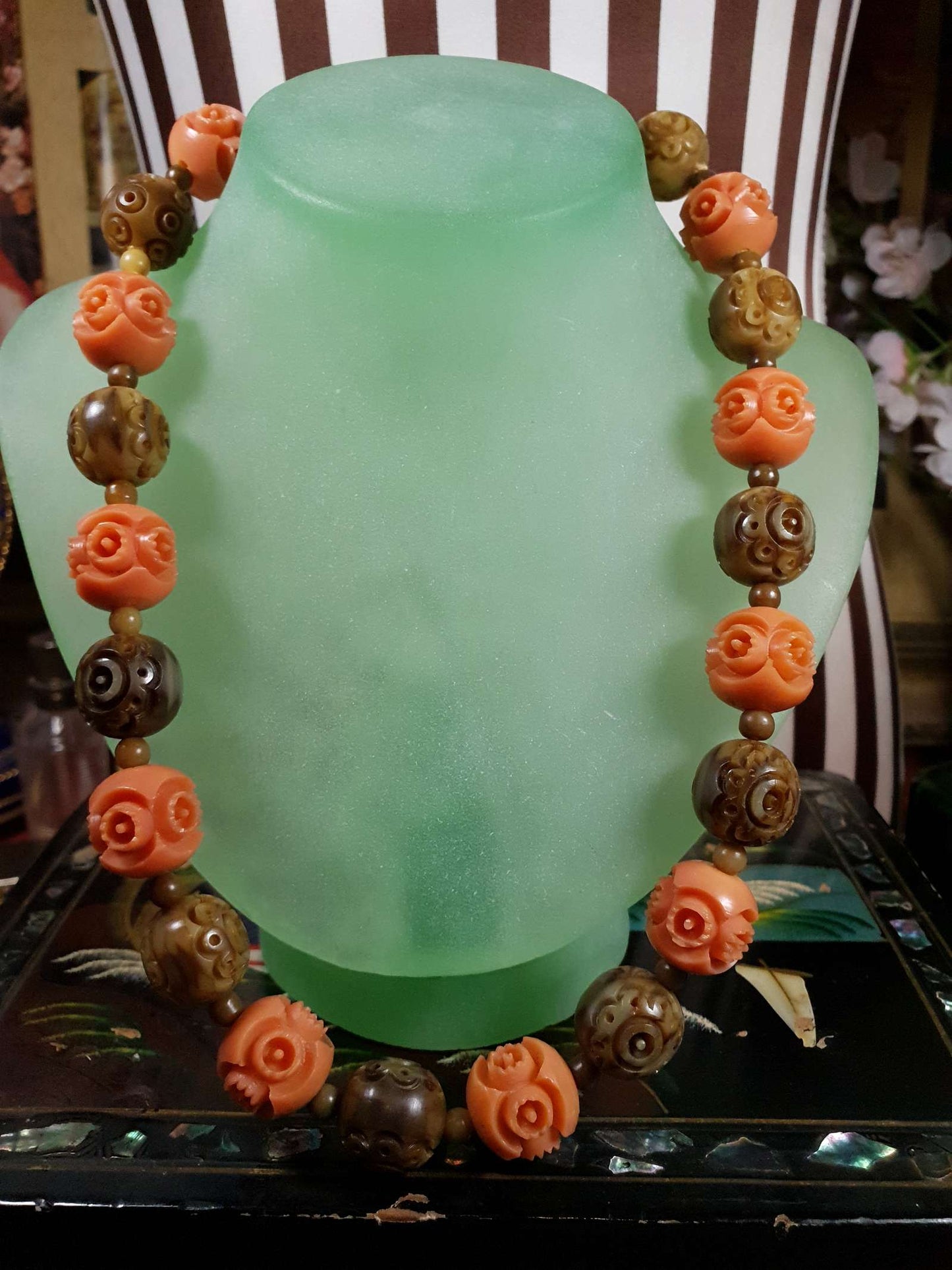 Vintage 1960s Rose Carved Resin Necklace 18" Bohemian Olive Coral Choker