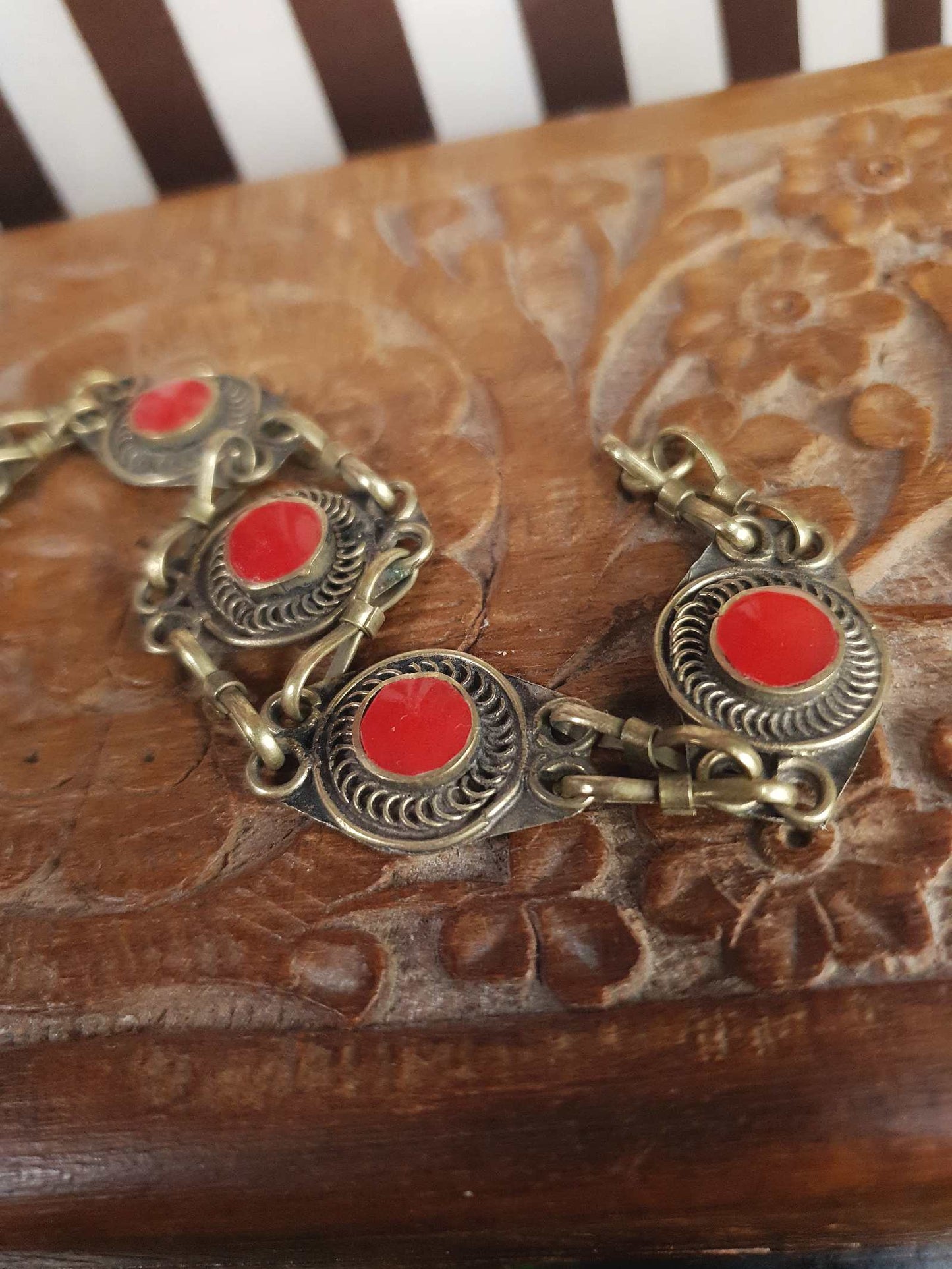 1970s Vintage Boho Red Glass Stone Bracelet Brass Bohemian