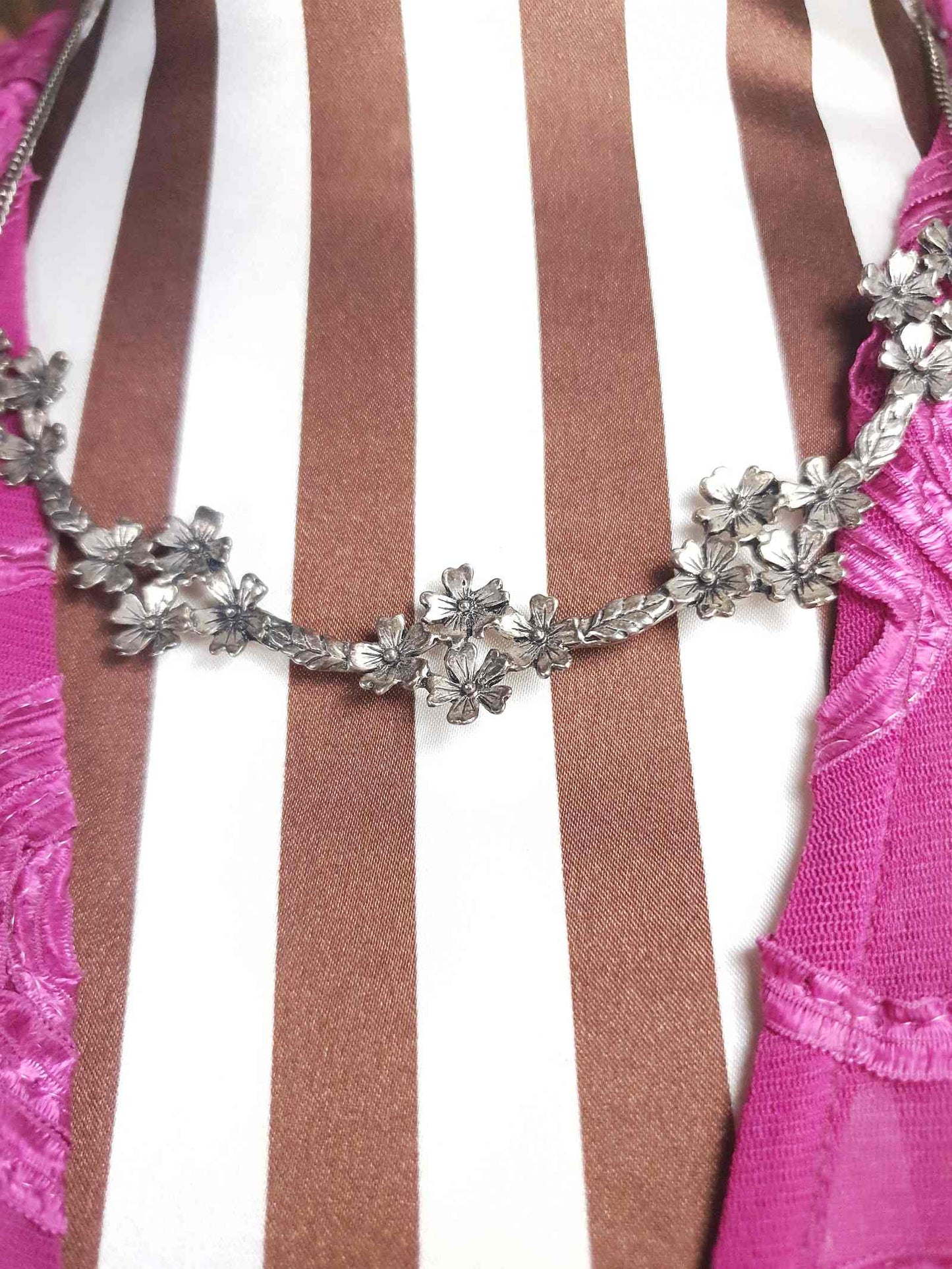 Vintage Silver Tone Flower Necklace 1970s Retro Floral Demi Parure Jewellery Set