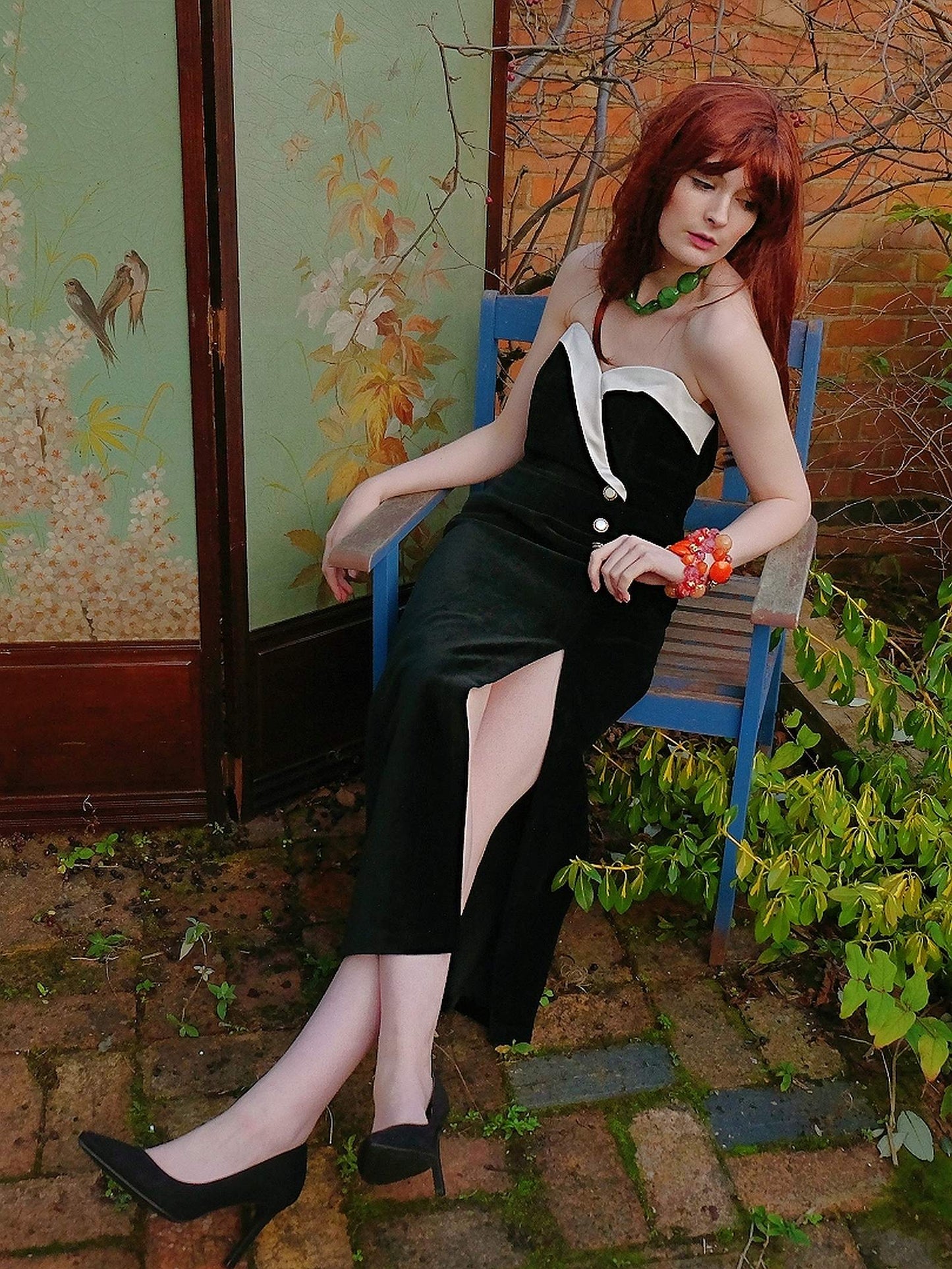 1980s Vintage Black Velvet Strapless Cocktail Dress - Size 10