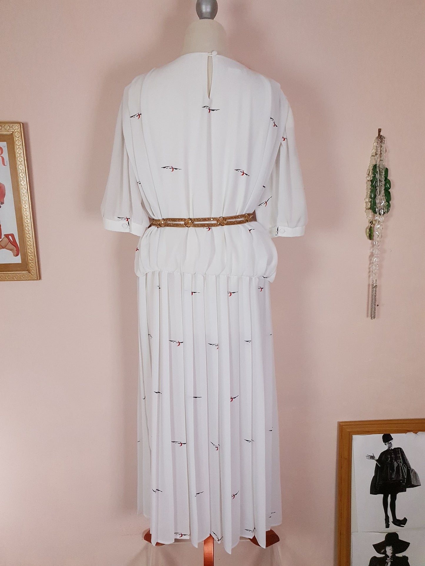 Vintage White Chiffon Pleated Dress 1980s Midi - Size 16/18 Abstract Print