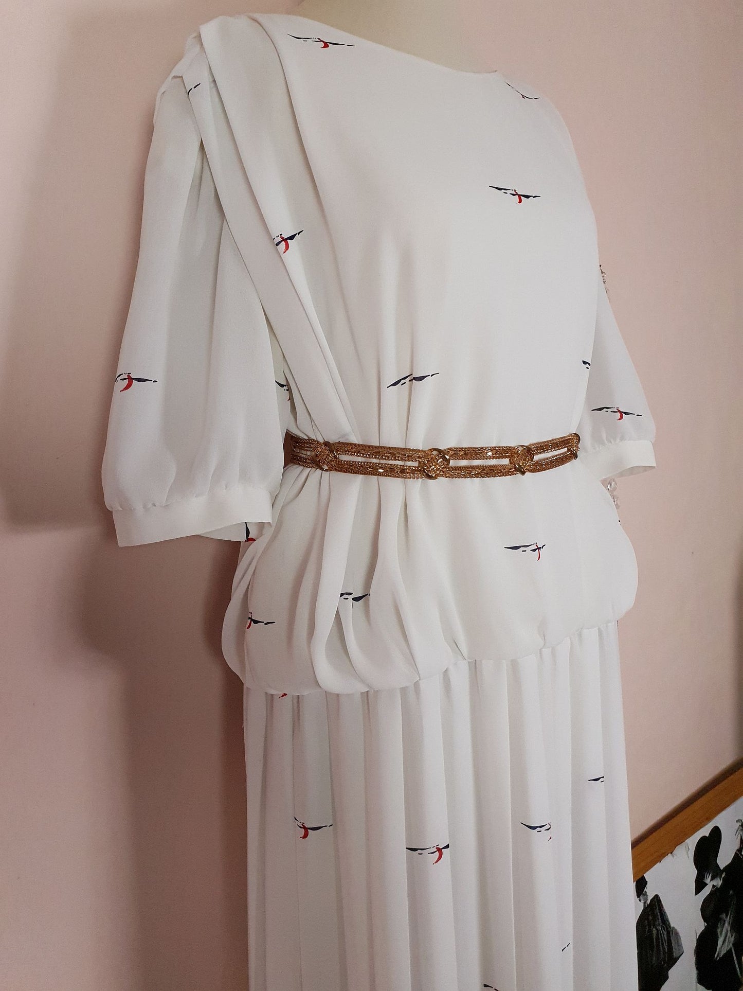 Vintage White Chiffon Pleated Dress 1980s Midi - Size 16/18 Abstract Print