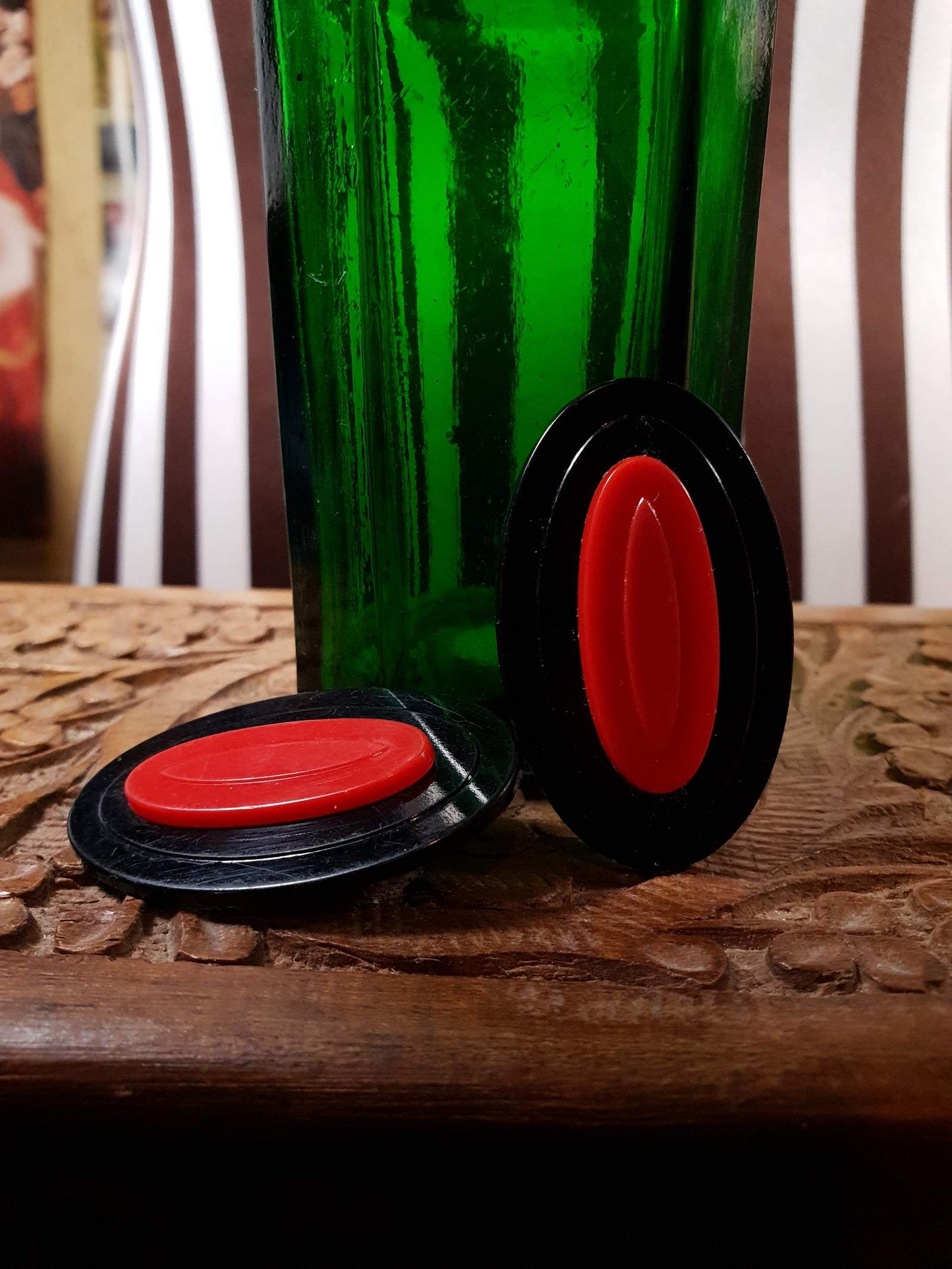 Vintage 1960s Mod Earrings Black Red Oval  Retro Clip-Ons