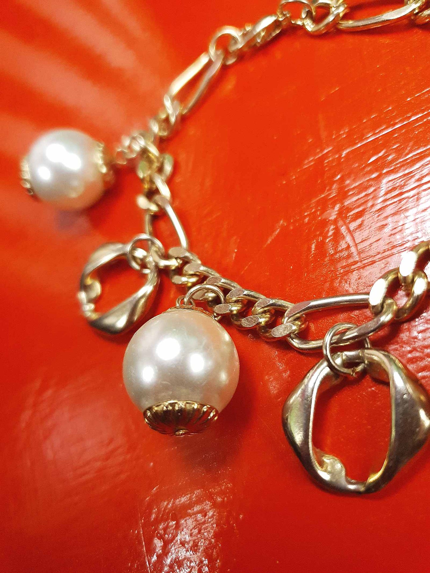 Vintage White Glass Pearl Charm Bracelet 90s