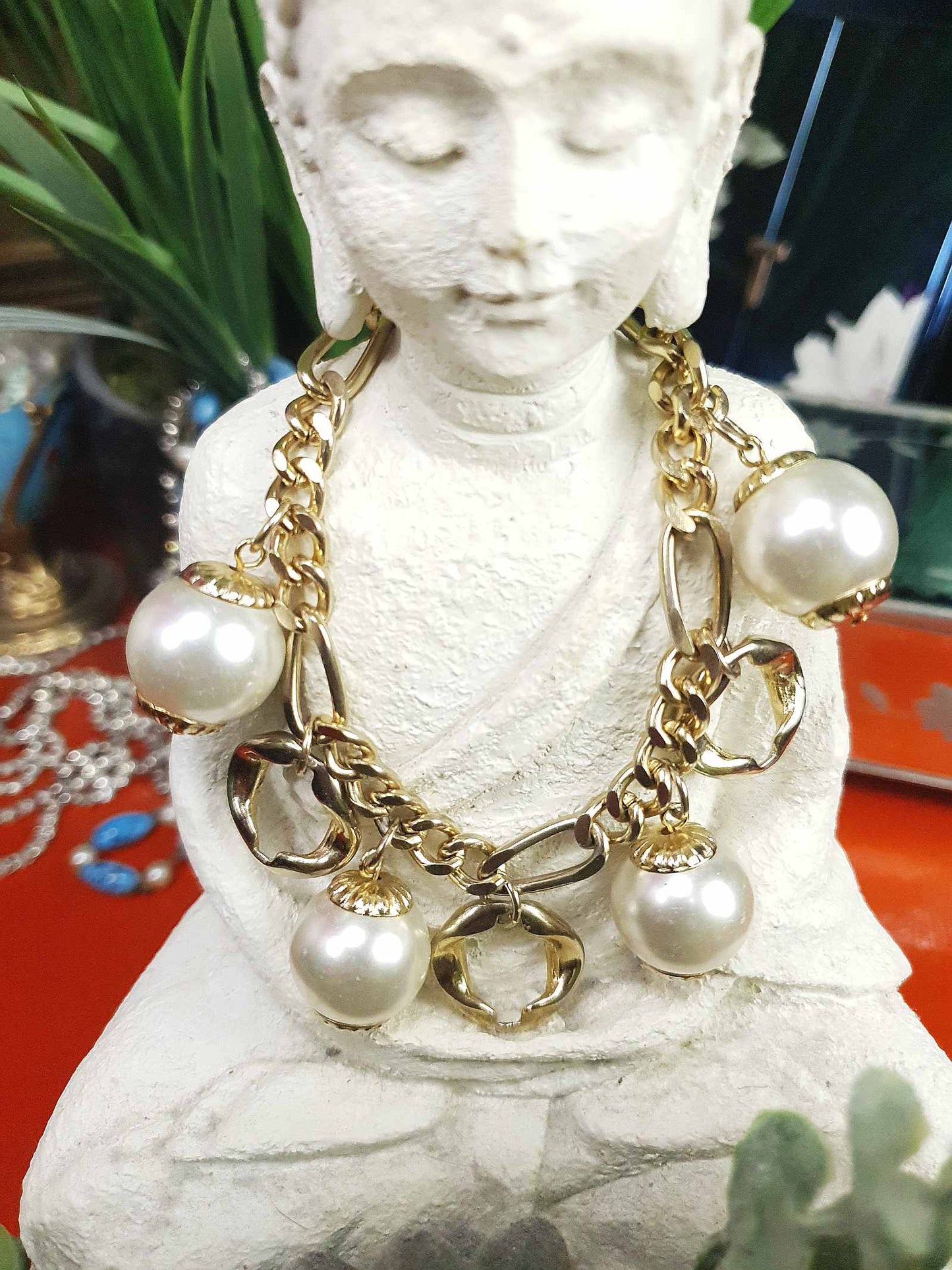 Vintage White Glass Pearl Charm Bracelet 90s