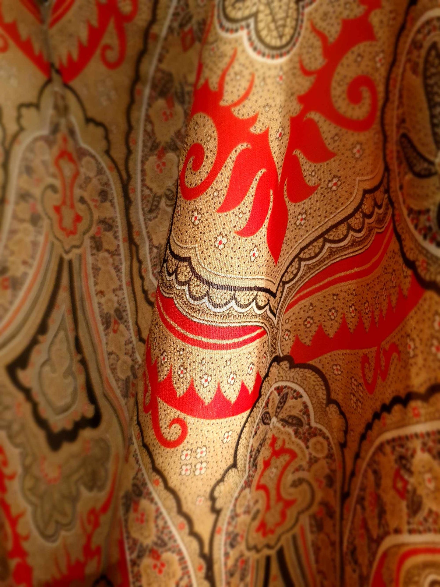 Burberry Paisley Silk Skirt Midi A Line Summer- Size 8 - Pre-Owned