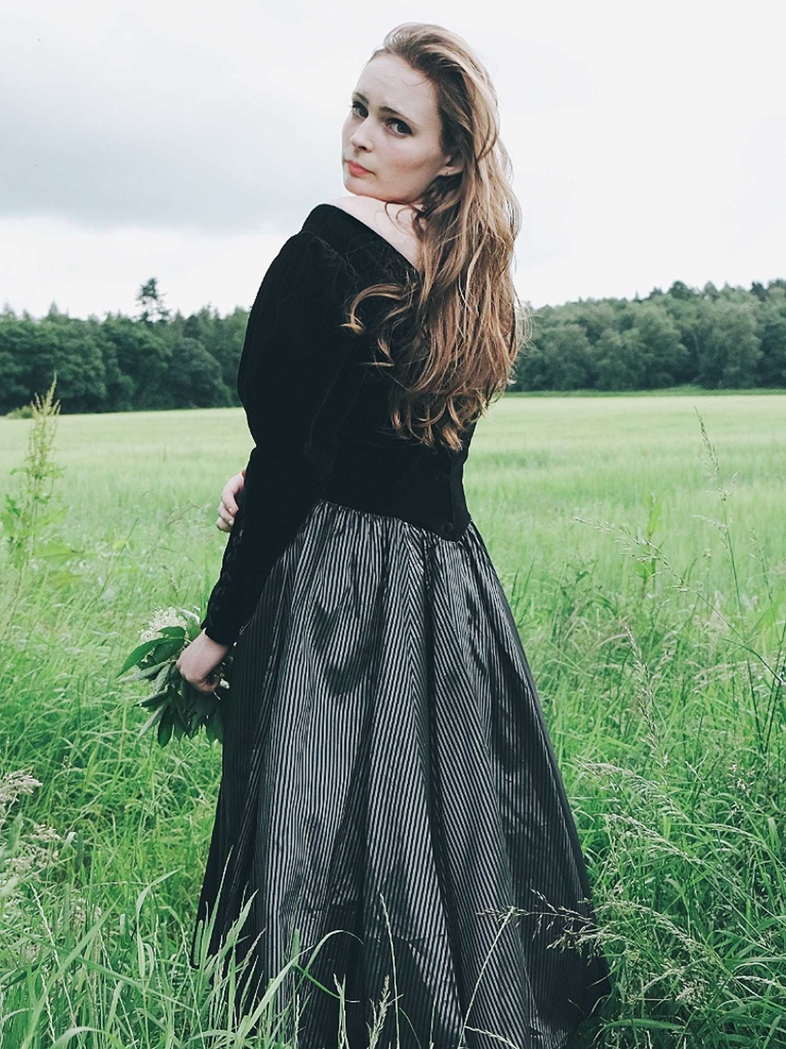 Fabulous Vintage 1980s Laura Ashley Black Velvet and Taffeta Dress Size 8/10