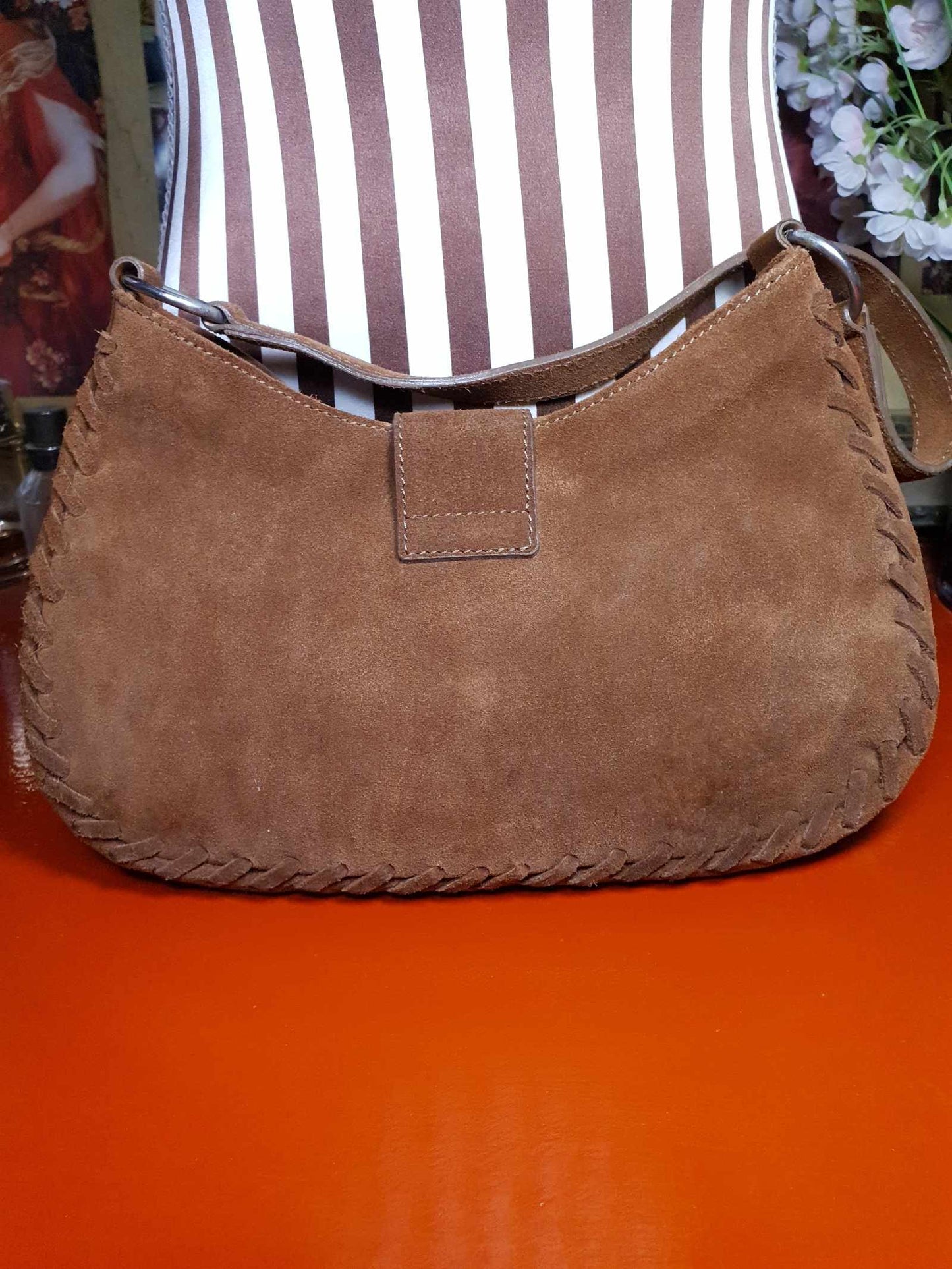 LK Bennett Tan Suede Leather Shoulder Bag Hobo Handbag - Pre-Owned Boho