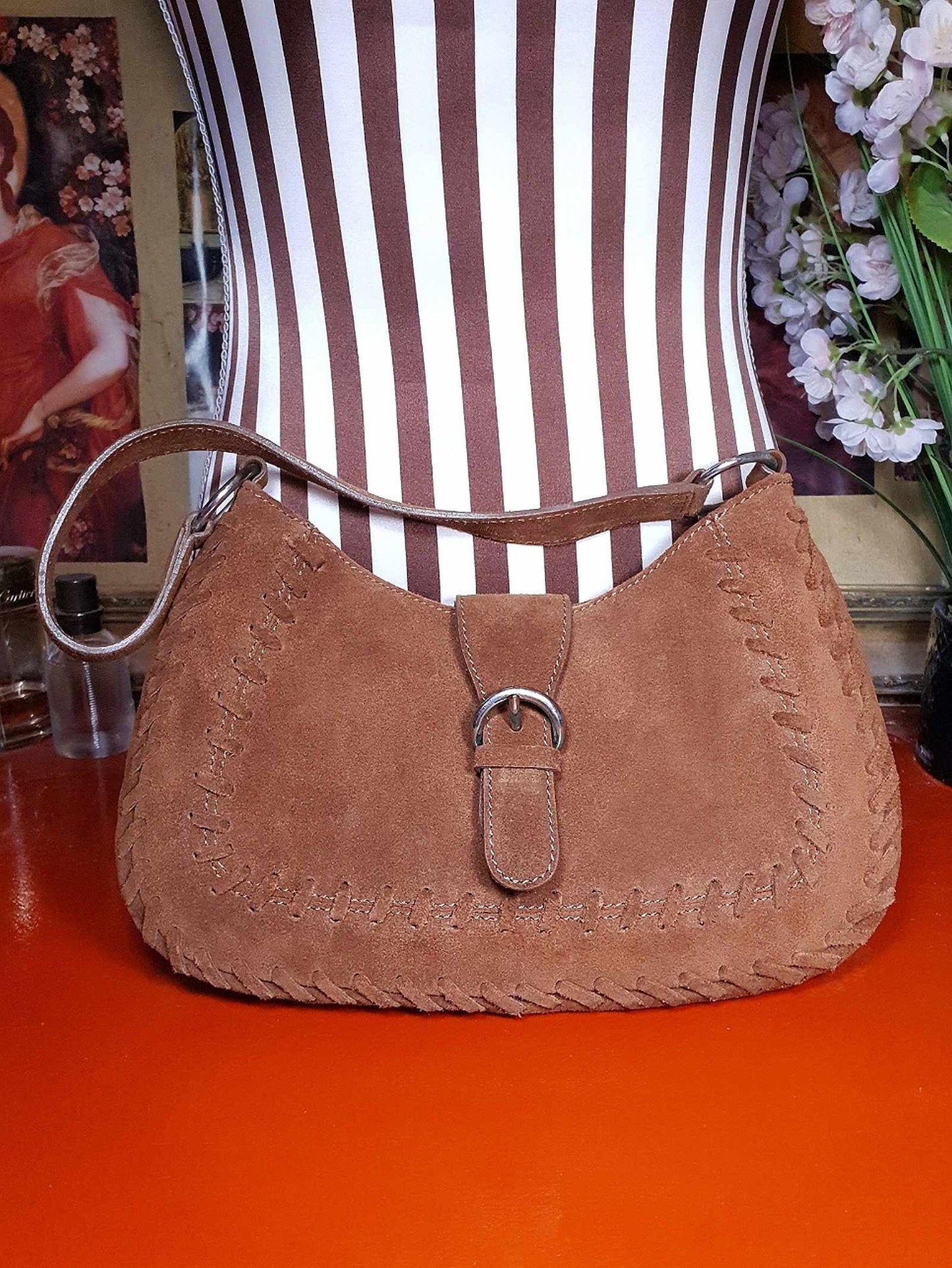 LK Bennett Tan Suede Leather Shoulder Bag Hobo Handbag - Pre-Owned Boho