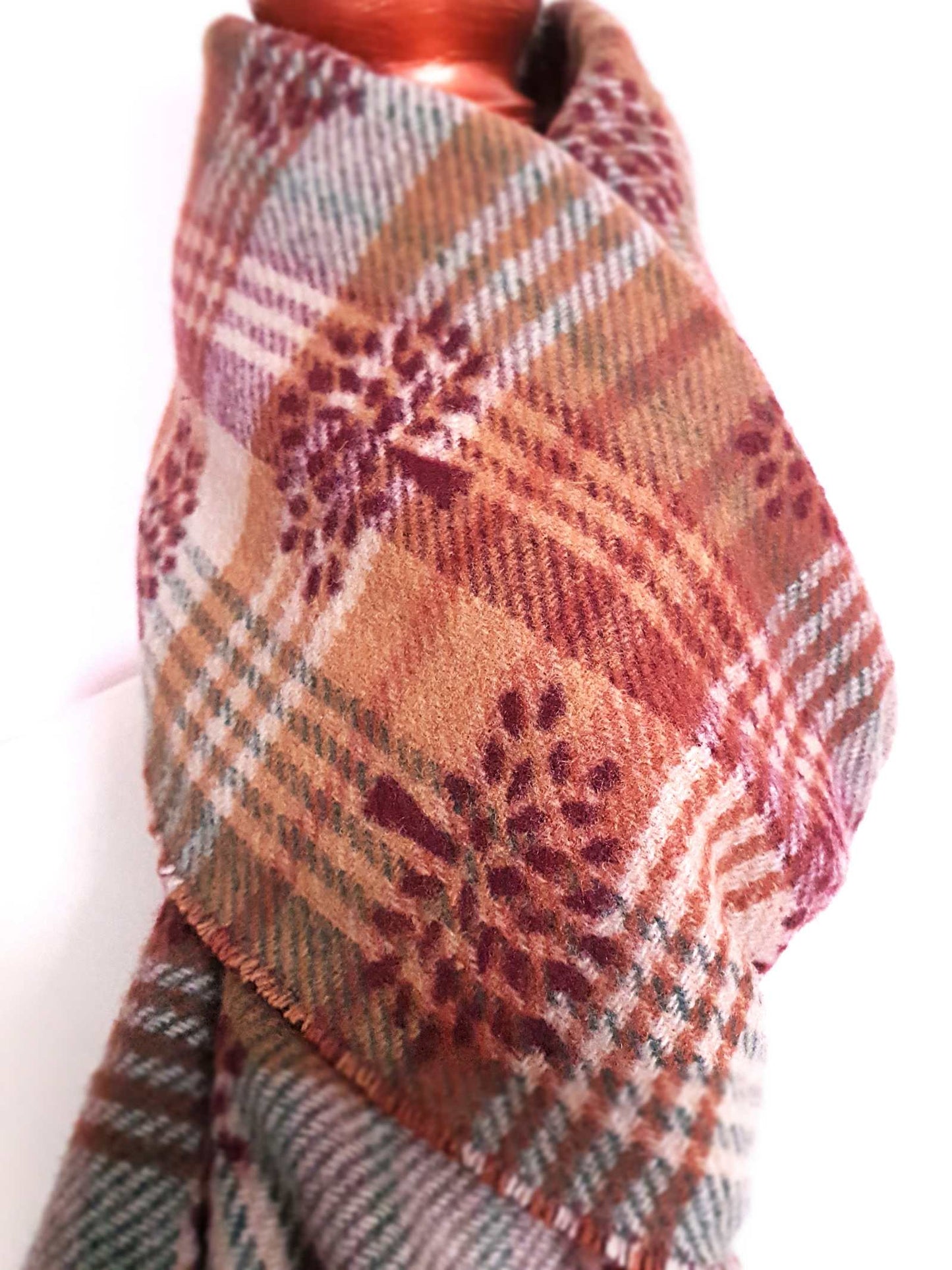 English Classics - Beautiful Pre-Loved Mulberry Tartan Plaid Merino Wool and Cashmere Scarf