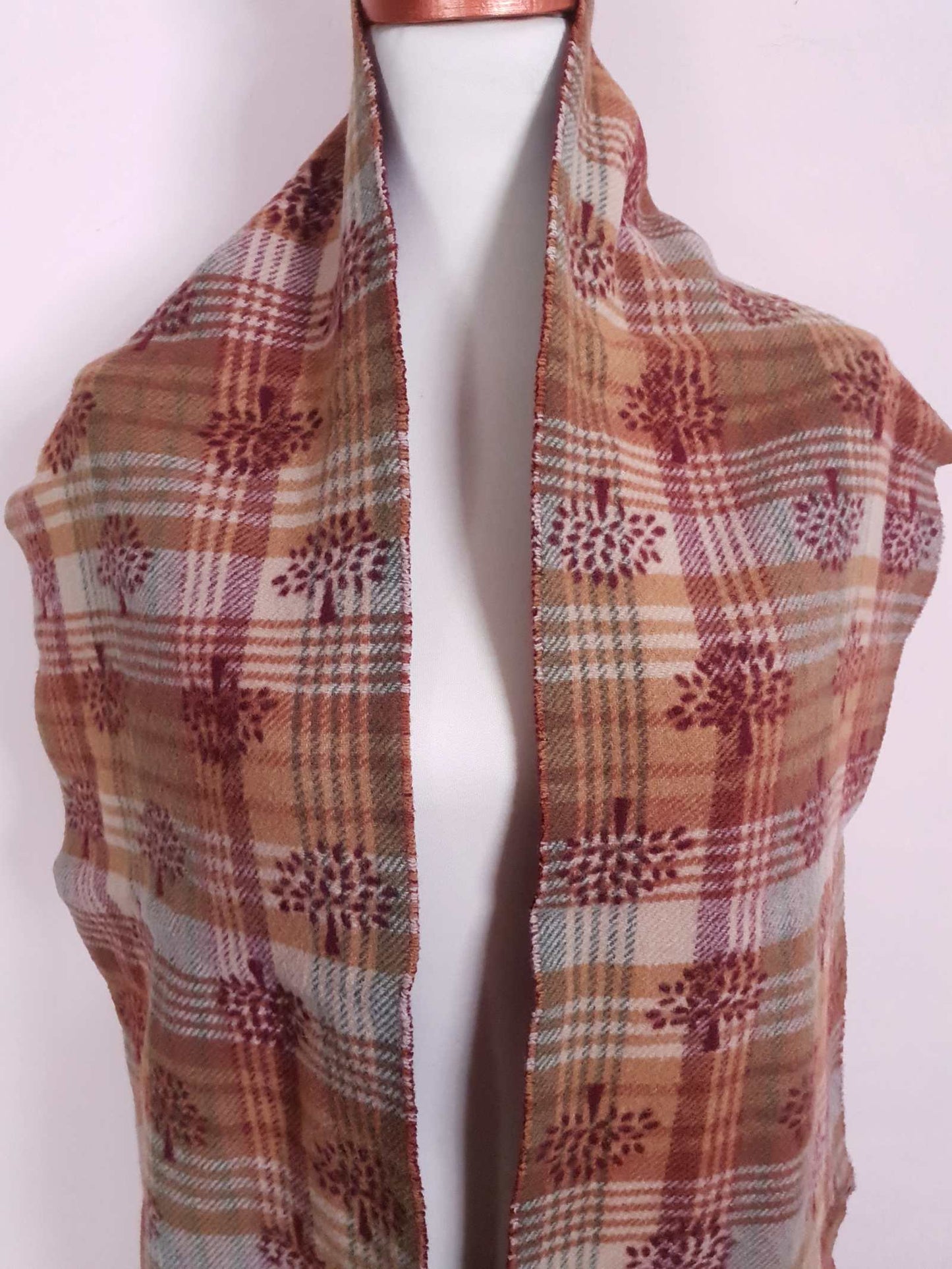 English Classics - Beautiful Pre-Loved Mulberry Tartan Plaid Merino Wool and Cashmere Scarf