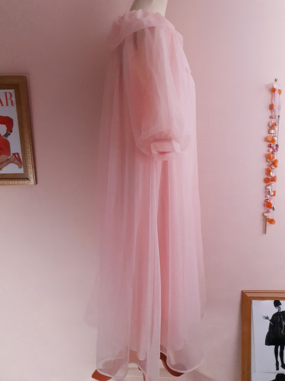 Boudoir Glamour 1960s Vintage Pale Pink Chiffon Dressing Gown Robe