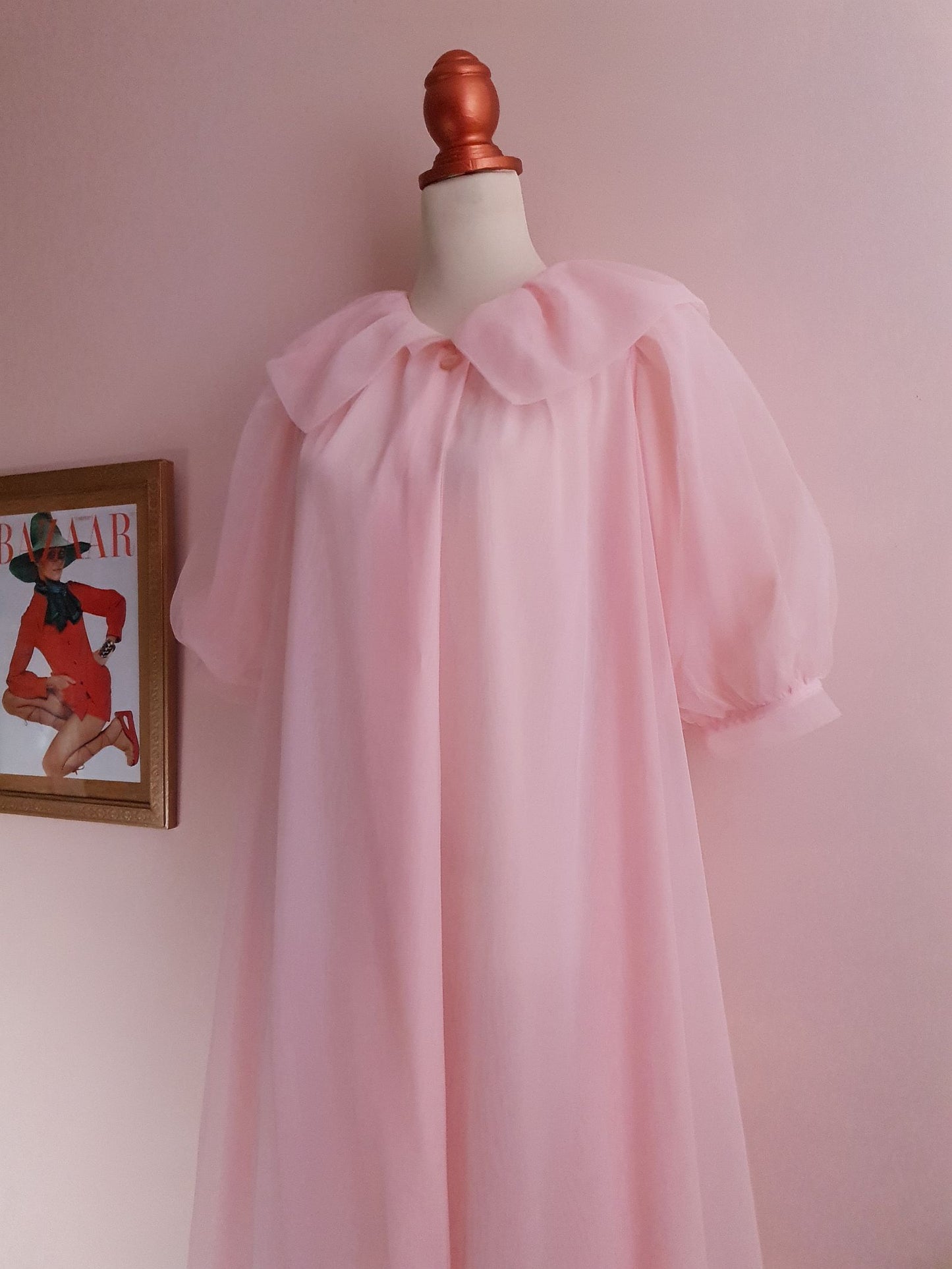 Boudoir Glamour 1960s Vintage Pale Pink Chiffon Dressing Gown Robe