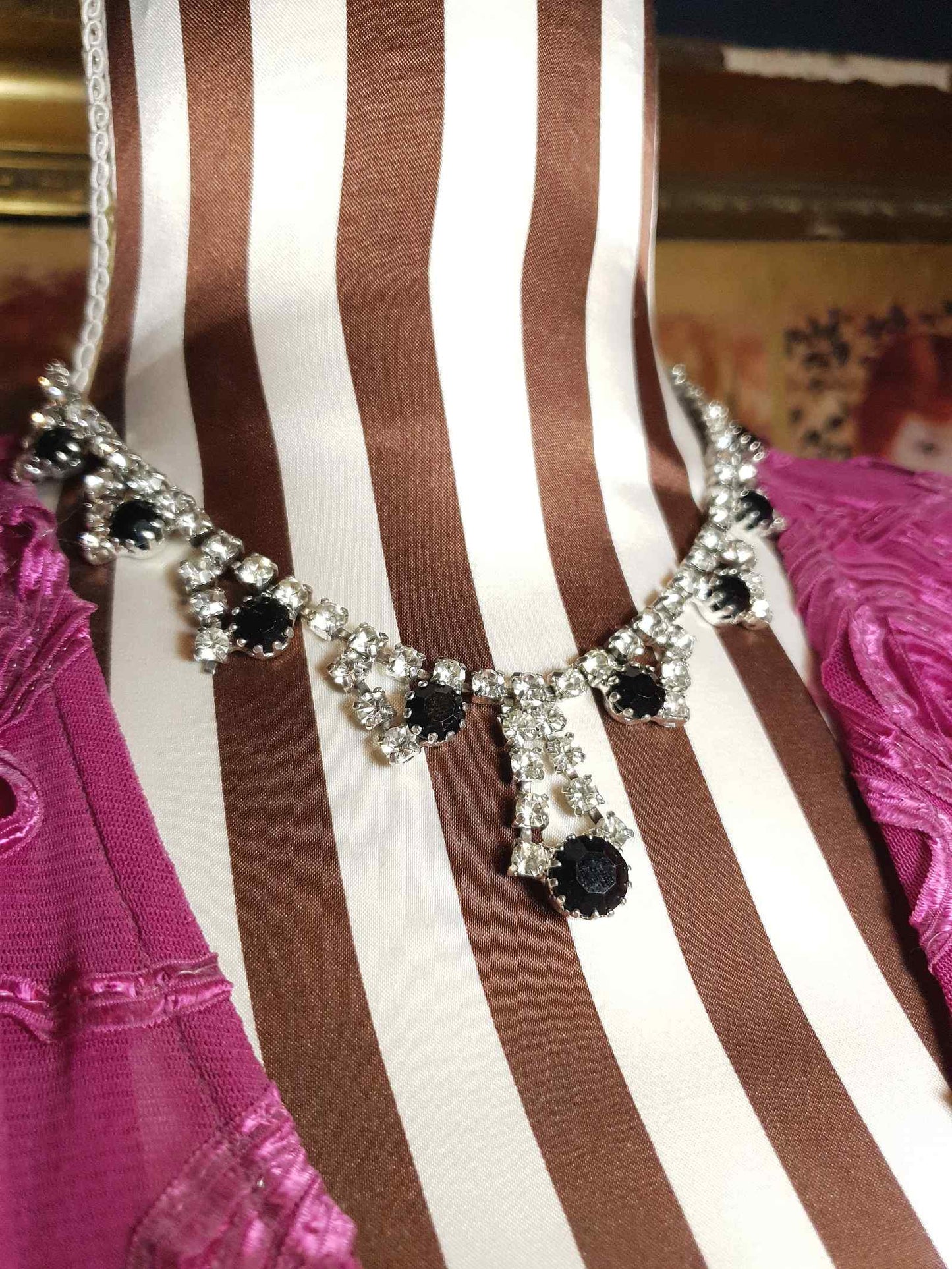 Vintage 1950s Rhinestone Necklace 15.5" Clear Black Mid-Century