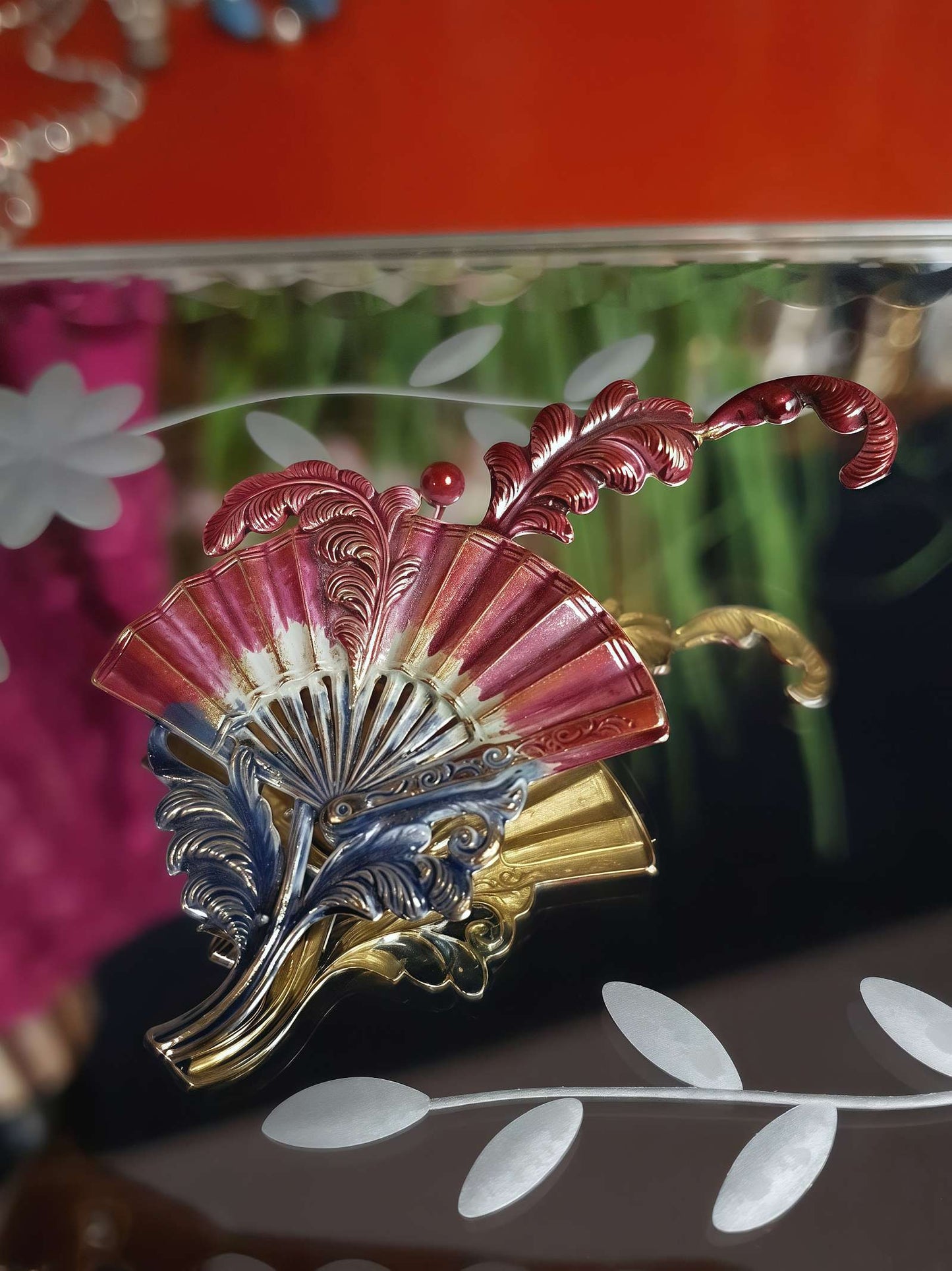 Vintage 1960s Damascene Fan Brooch - RARE
