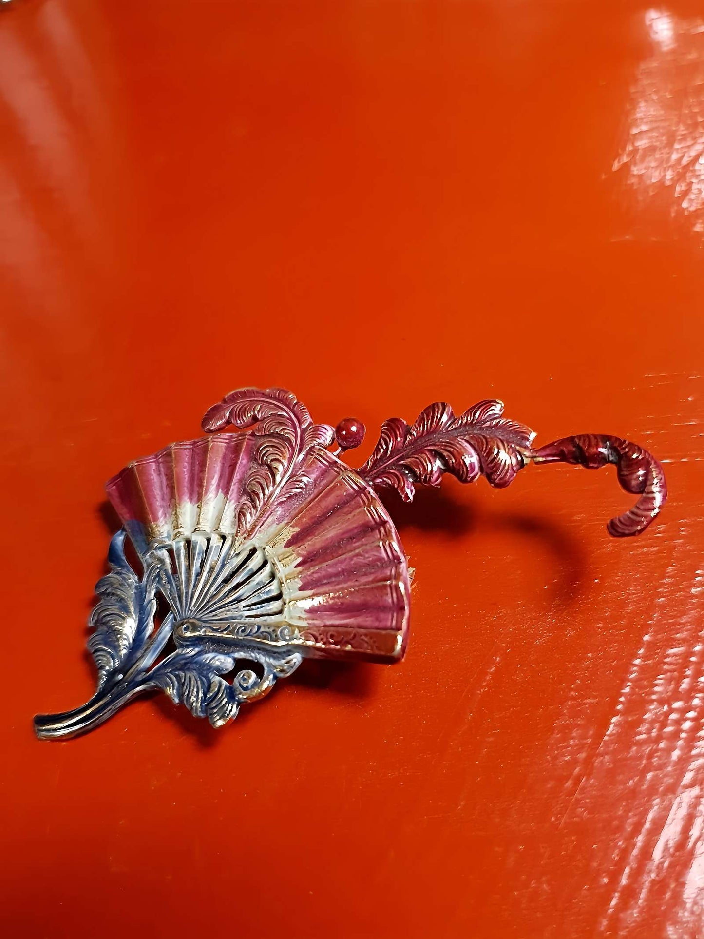 Vintage 1960s Damascene Fan Brooch - RARE