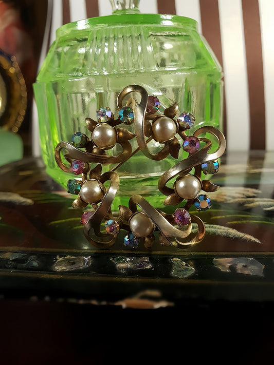 Vintage Wreath Aurora Borealis Rhinestone Brooch 1960s Faux Pearl Gold Tone AB