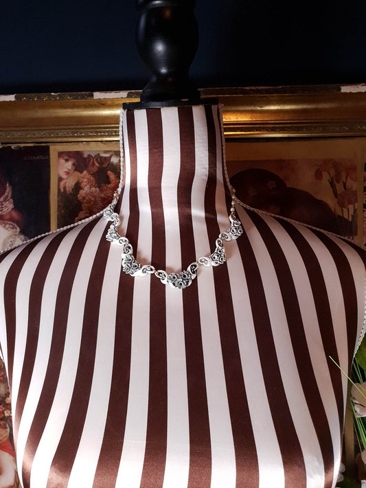 Vintage 1960s Carved Resin Necklace 17" White Floral Faux Pearl Gold Tone RARE