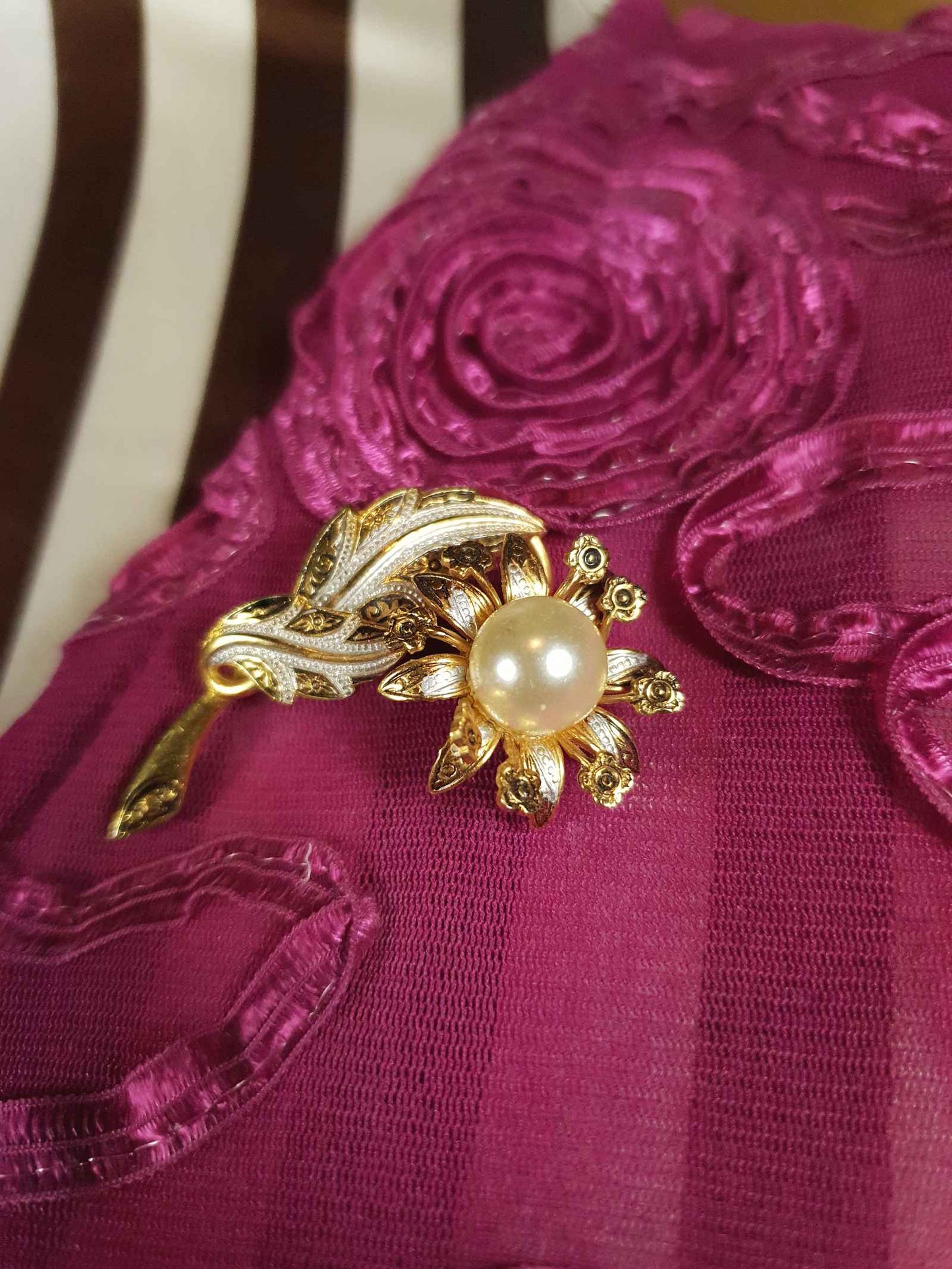 Vintage Damascene Brooch Flower Pearl Leaves Floral 1960s