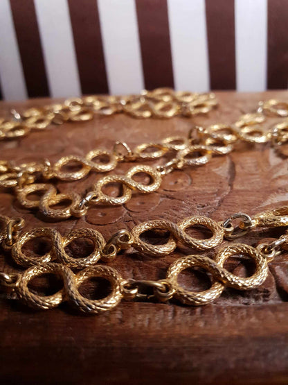Vintage 1960s Italian Chain Necklace 35" Gold Tone Figure of 8