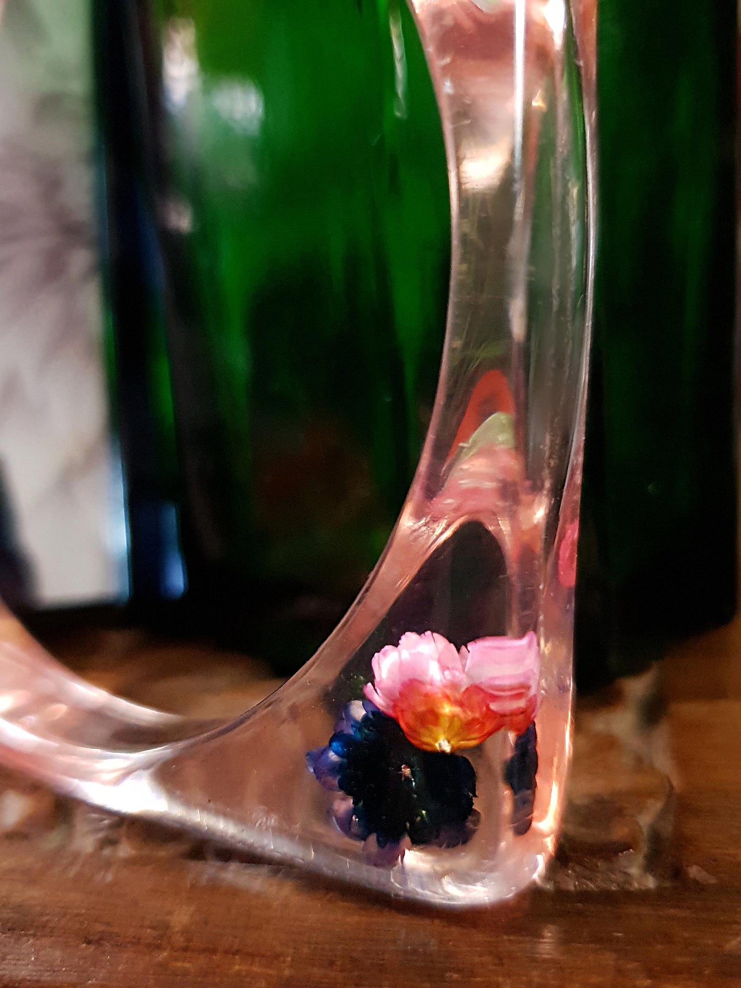 Vintage 1960s Lucite Flower Bangle Bracelet - RARE