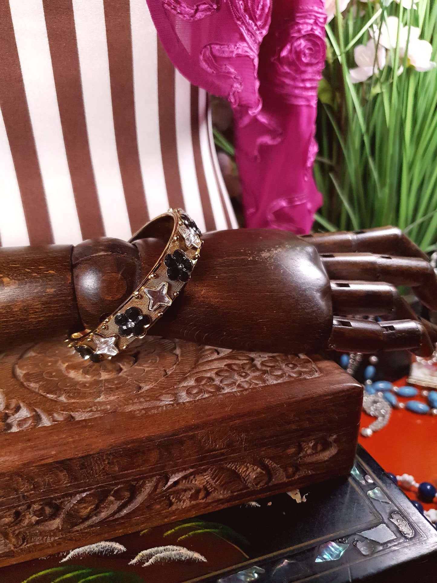 Vintage Rhinestone Mesh Bangle Bracelet 1960s Flower Floral Retro Glam Gold Tone