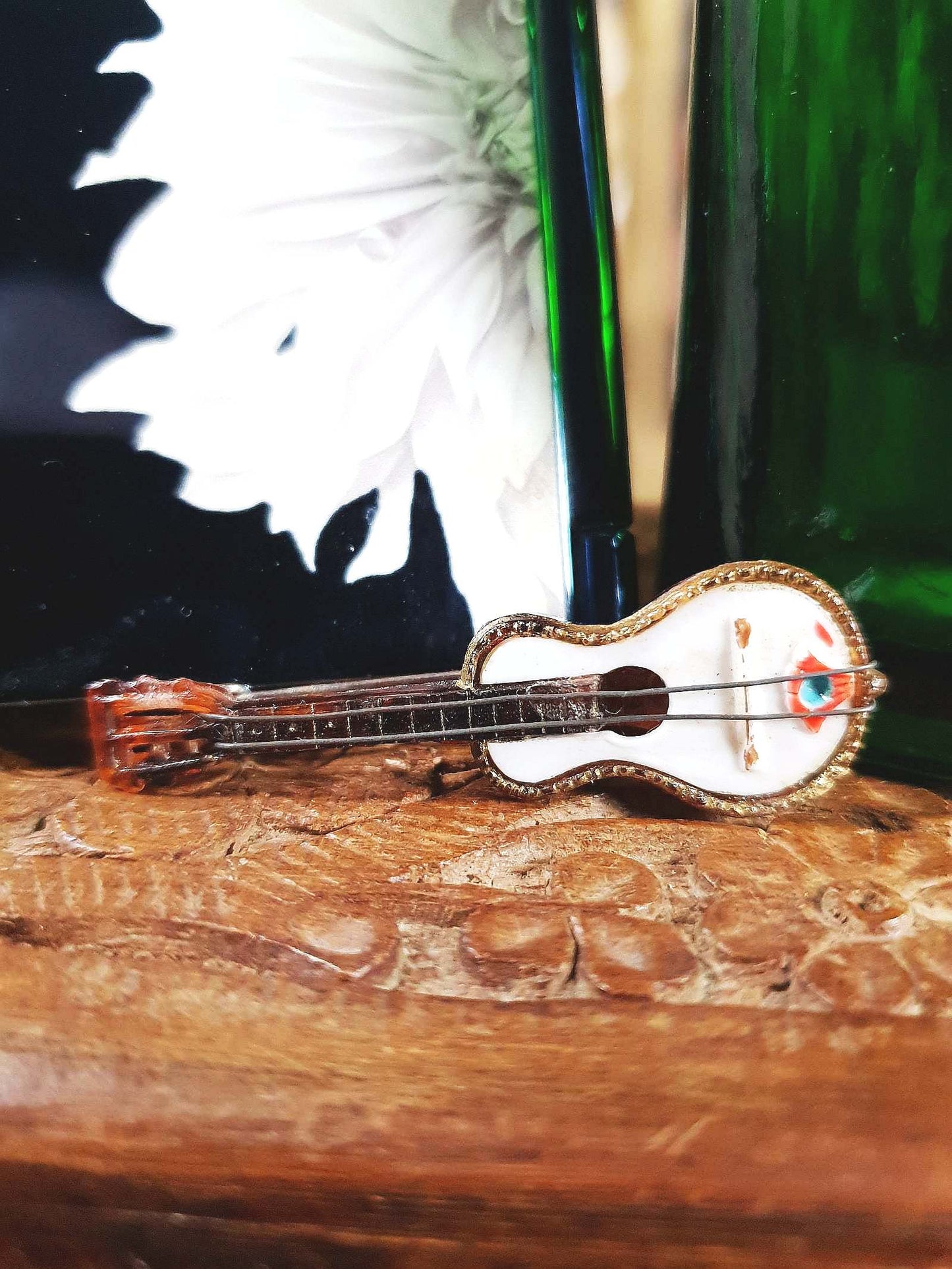Vintage 1950s Lucite Guitar Brooch Pin Retro Kitsch Mid-Century