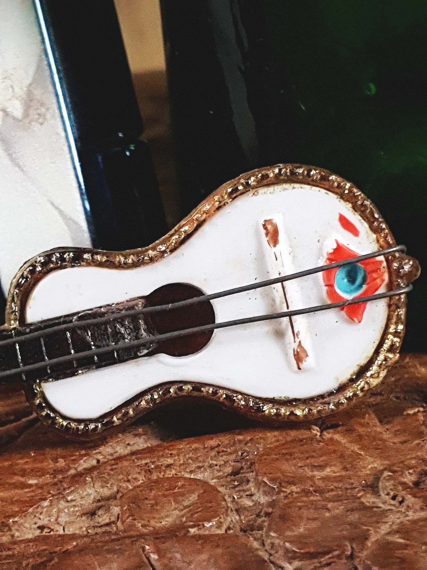 Vintage 1950s Lucite Guitar Brooch Pin Retro Kitsch Mid-Century