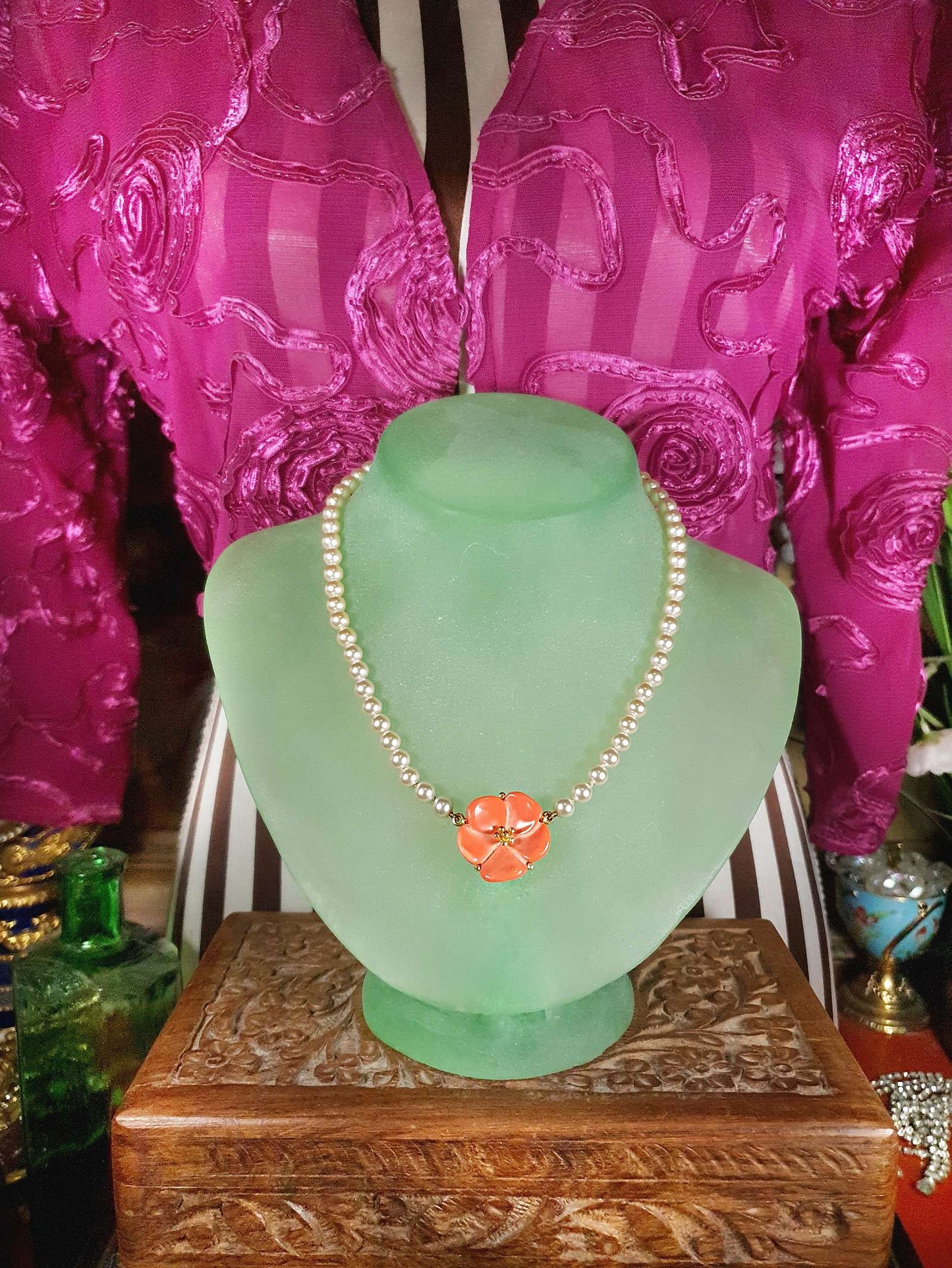 Vintage 1960s Pearl Necklace Choker Orange Flower Pendant Floral