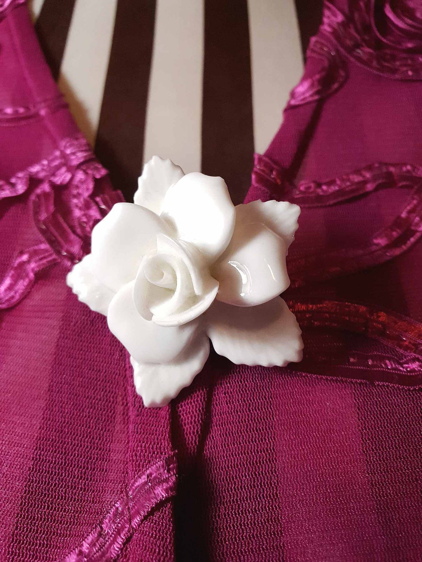 Vintage 1960s White Porcelain Rose Brooch Floral Flower English Ceramic