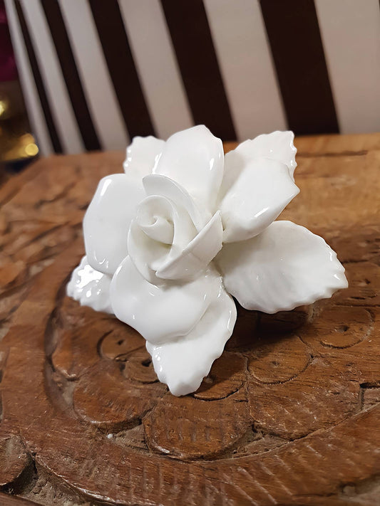 Vintage 1960s White Porcelain Rose Brooch Floral Flower English Ceramic