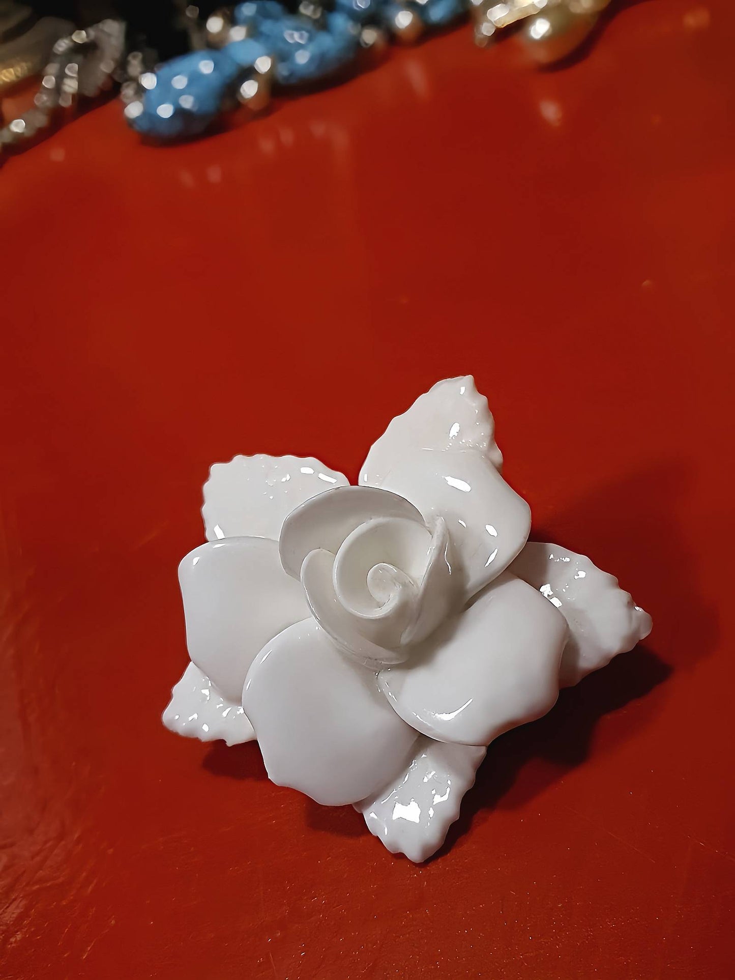 Vintage 1960s White Porcelain Rose Brooch Floral Flower English Ceramic