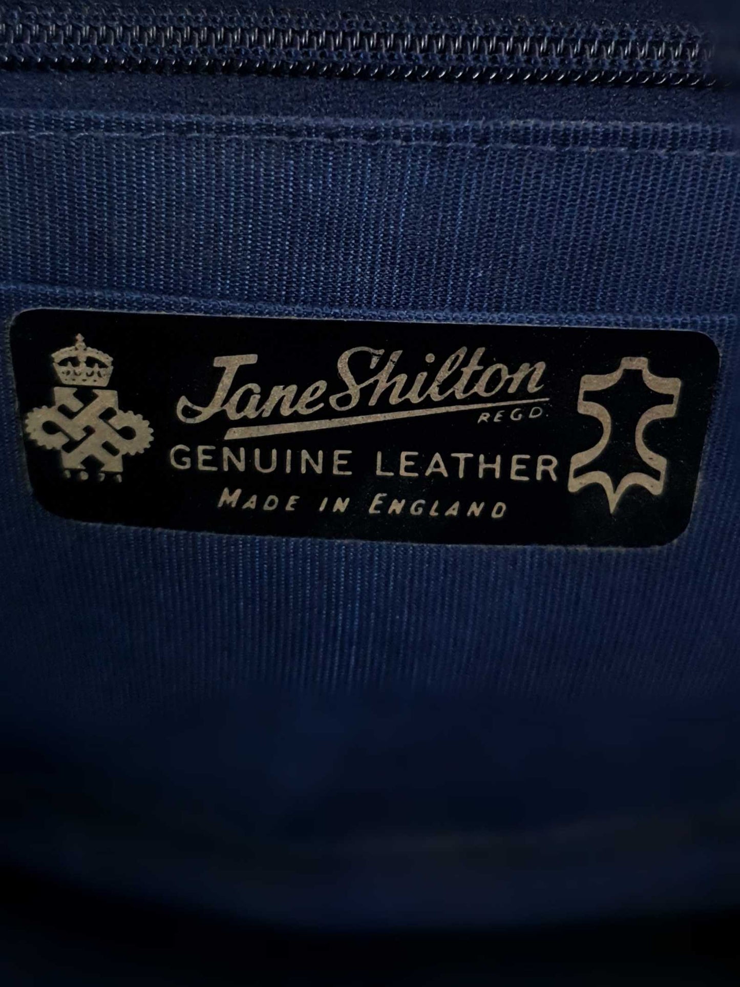 English Classics - Vintage 1970s Jane Shilton Navy Blue Leather Shoulder Bag Handbag