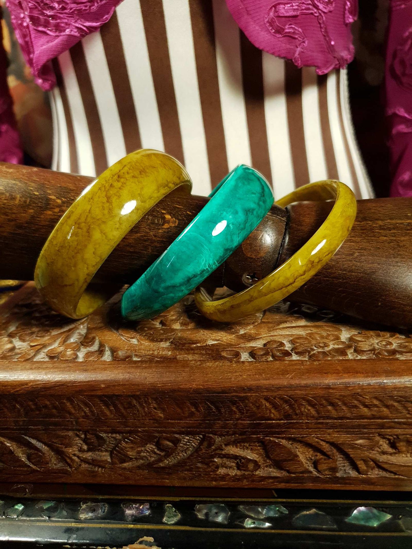 Vintage 1970s Marbled Resin Bangles Green Turquoise Bracelet Set Of Three Retro