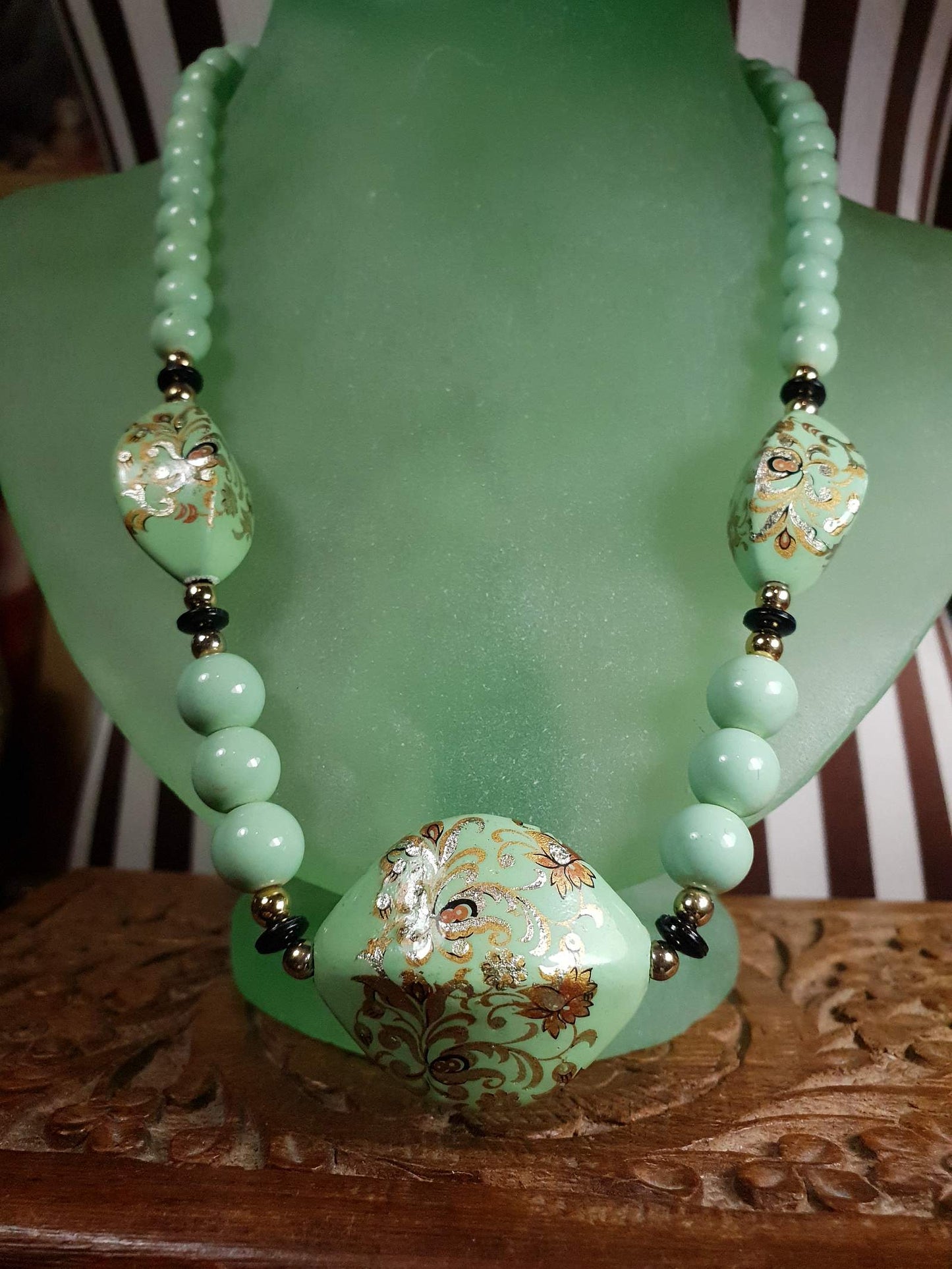 Vintage 70s Boho Necklace 19" Pale Green Bohemian Turquoise Hand Painted