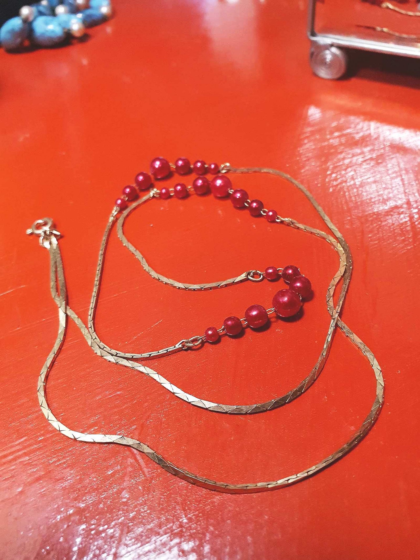 1970s Vintage Red Faux Pearl Necklace Retro Snake Chain