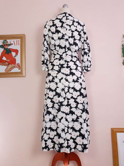 Vintage 1970s Floral Midi Dress Black White Orange Flowers Size 8 / 10