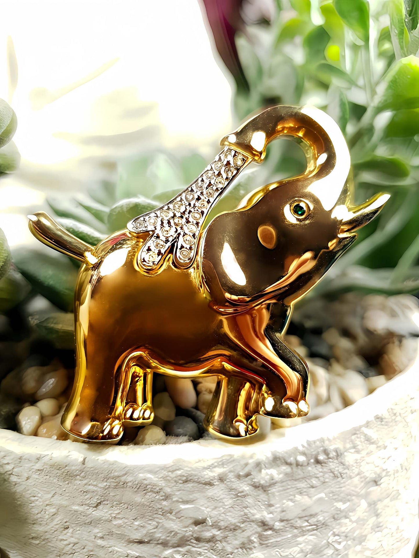 Vintage 1980s Elephant Brooch Cabouchon Gold Plated Austrian Crystal