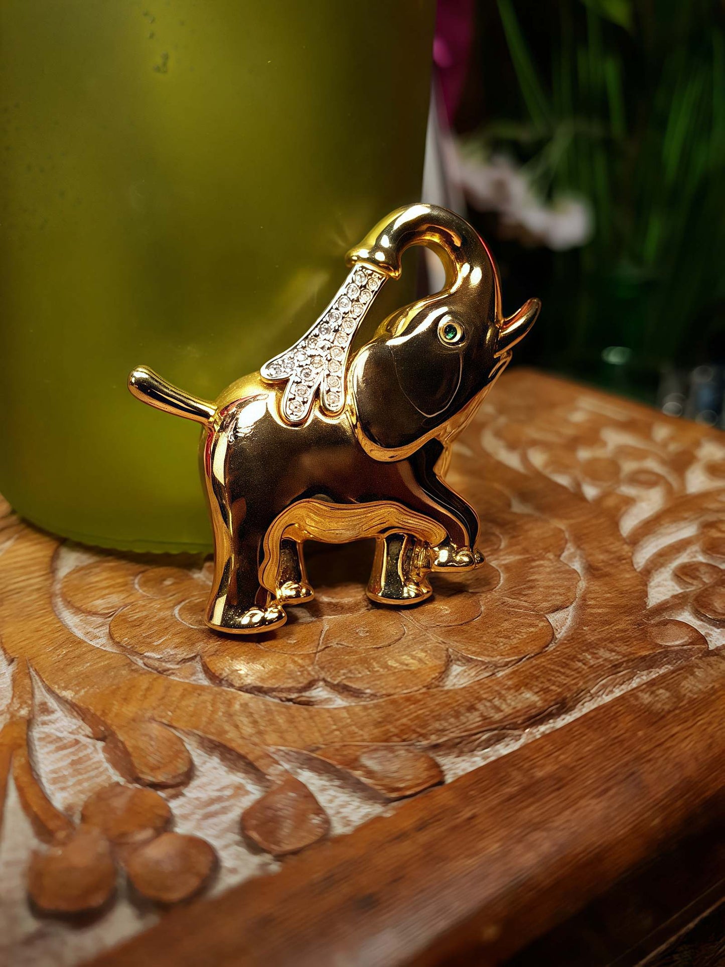 Vintage 1980s Elephant Brooch Cabouchon Gold Plated Austrian Crystal