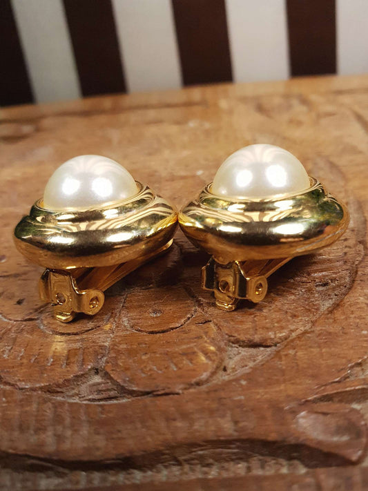 Vintage 1980s Faux Pearl Earrings Round Retro Gold-Tone