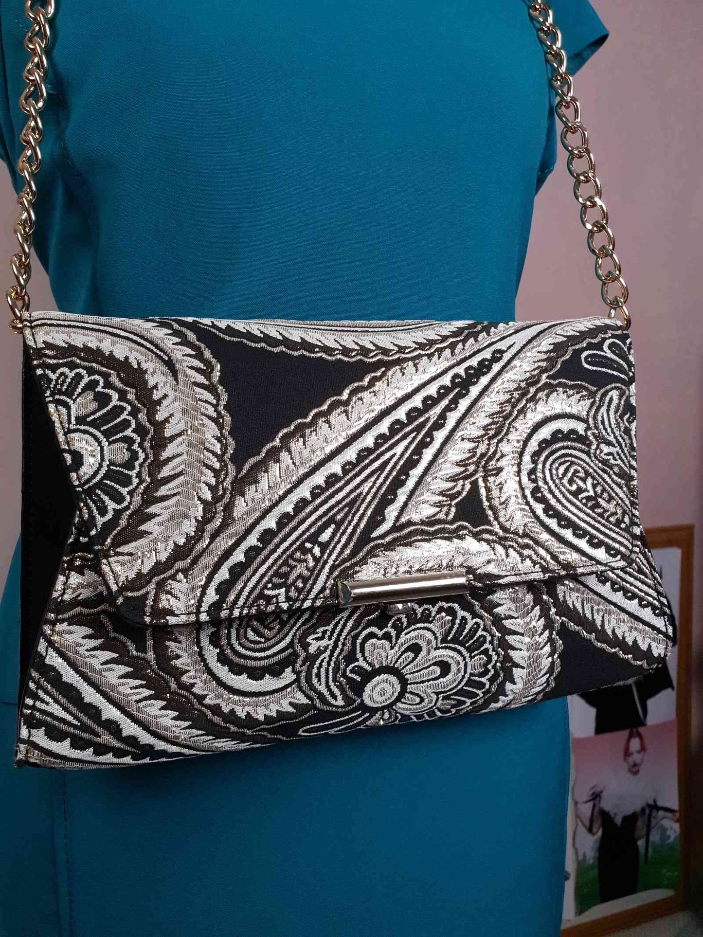 Vintage 1980s Paisley Handbag Chain Shoulder Bag Retro Glamour