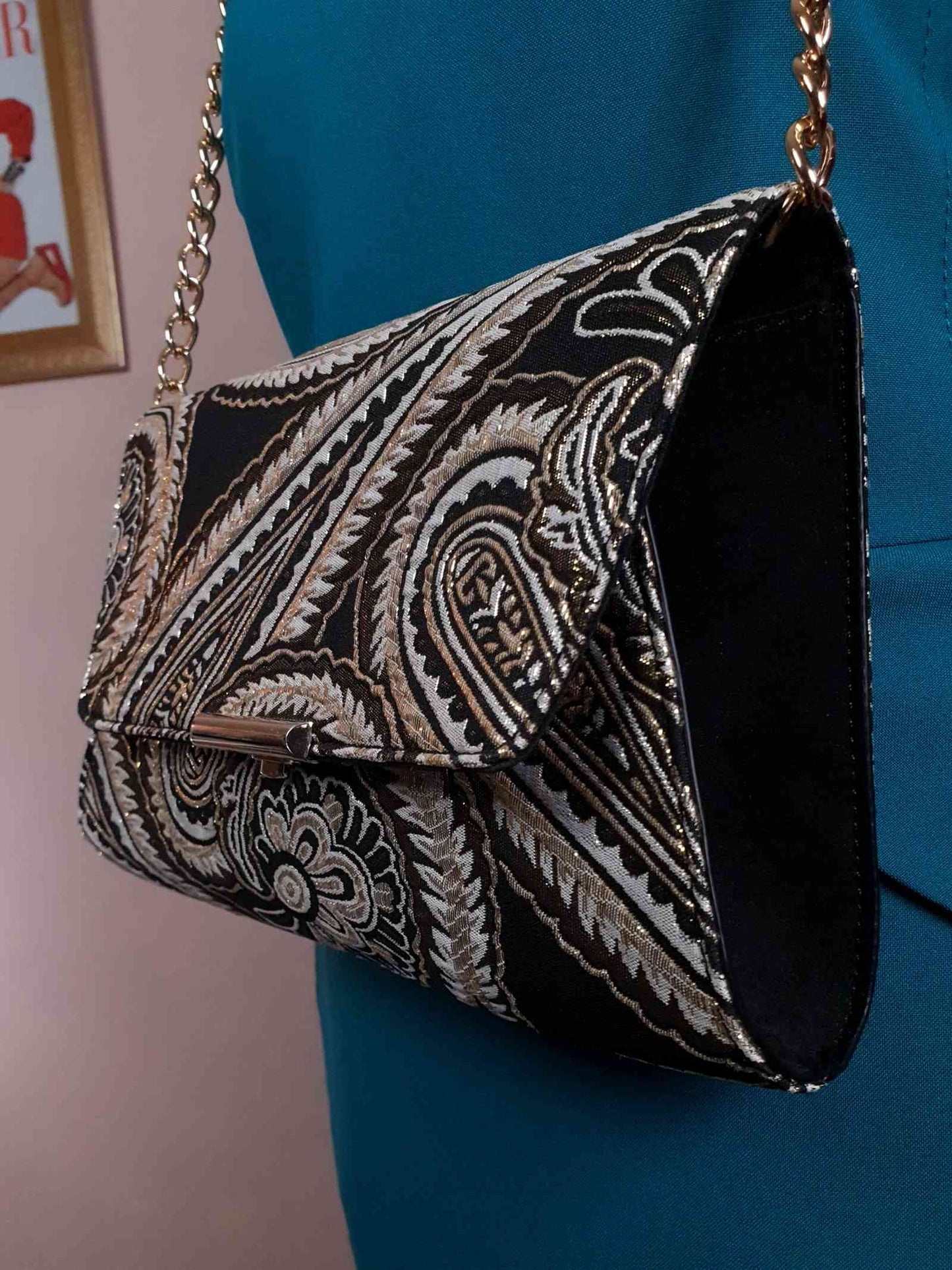 Vintage 1980s Paisley Handbag Chain Shoulder Bag Retro Glamour