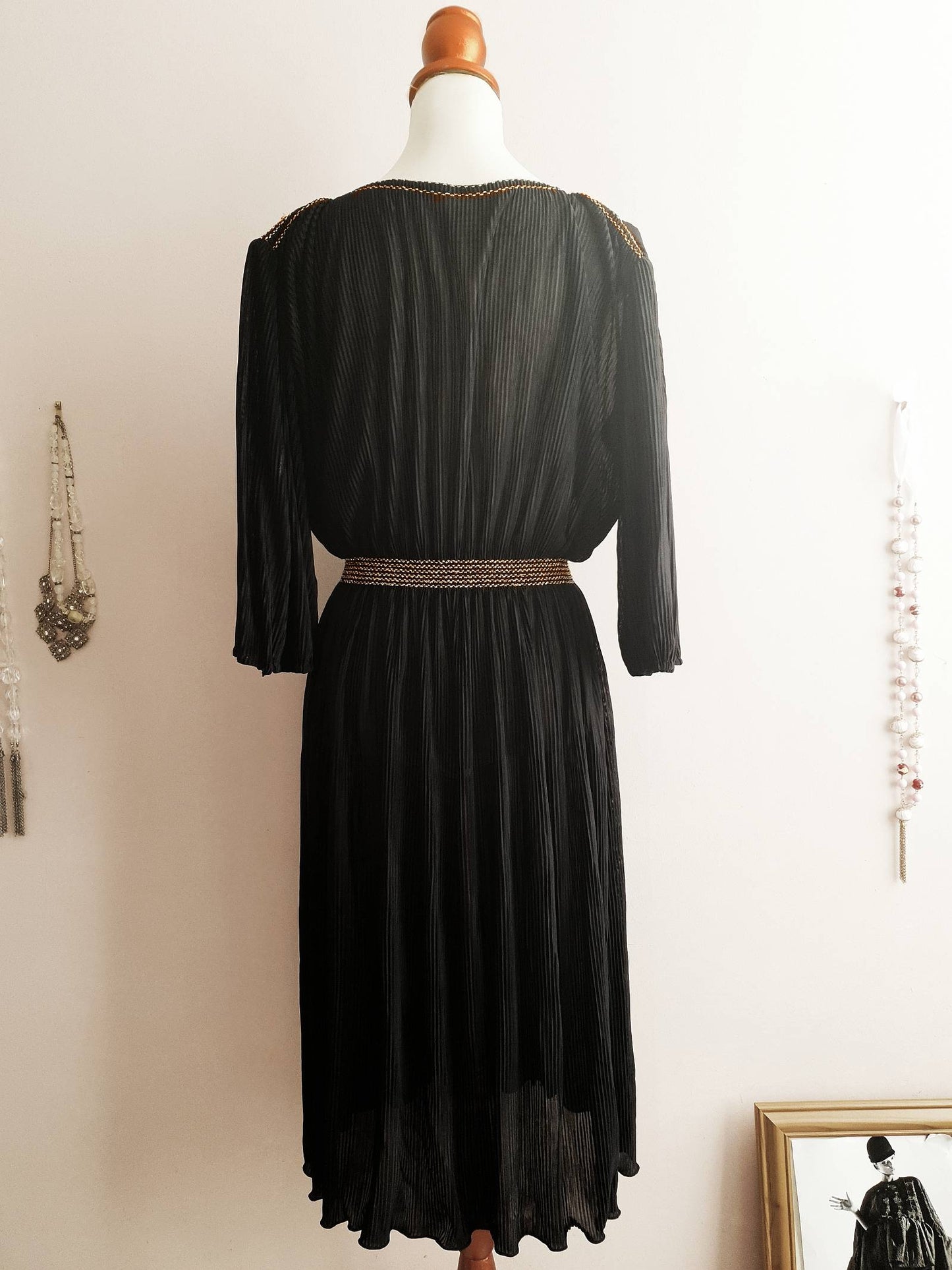 1980s Vintage Black Pleated Gold Trim Party Dress - Size 14/16