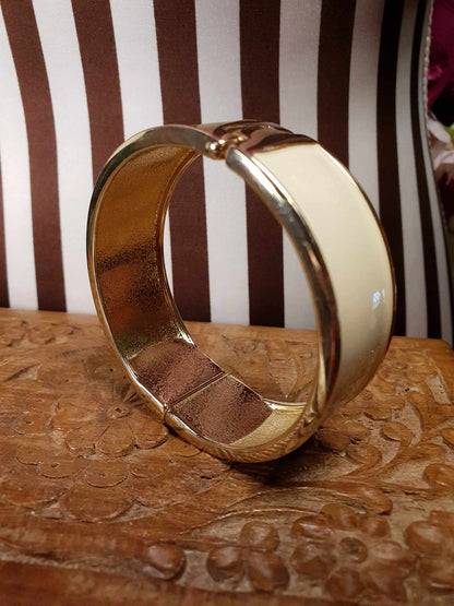 Vintage 1980s Cream Enamel Bangle Bracelet Gold Tone Magnetic Clasp