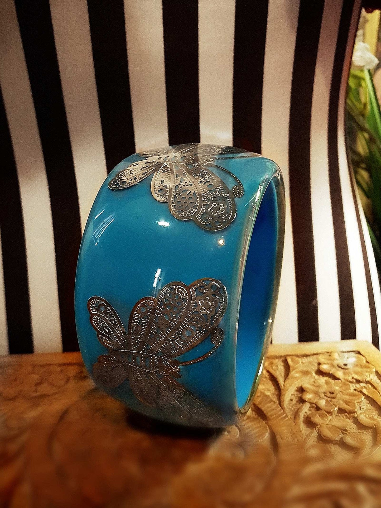 Vintage 1980s Blue Butterfly Bangle Bracelet Lucite