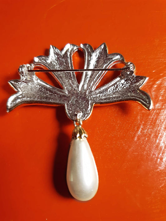 Vintage 1980s Rhinestone Pearl Brooch Dangle Drop Gold-Tone